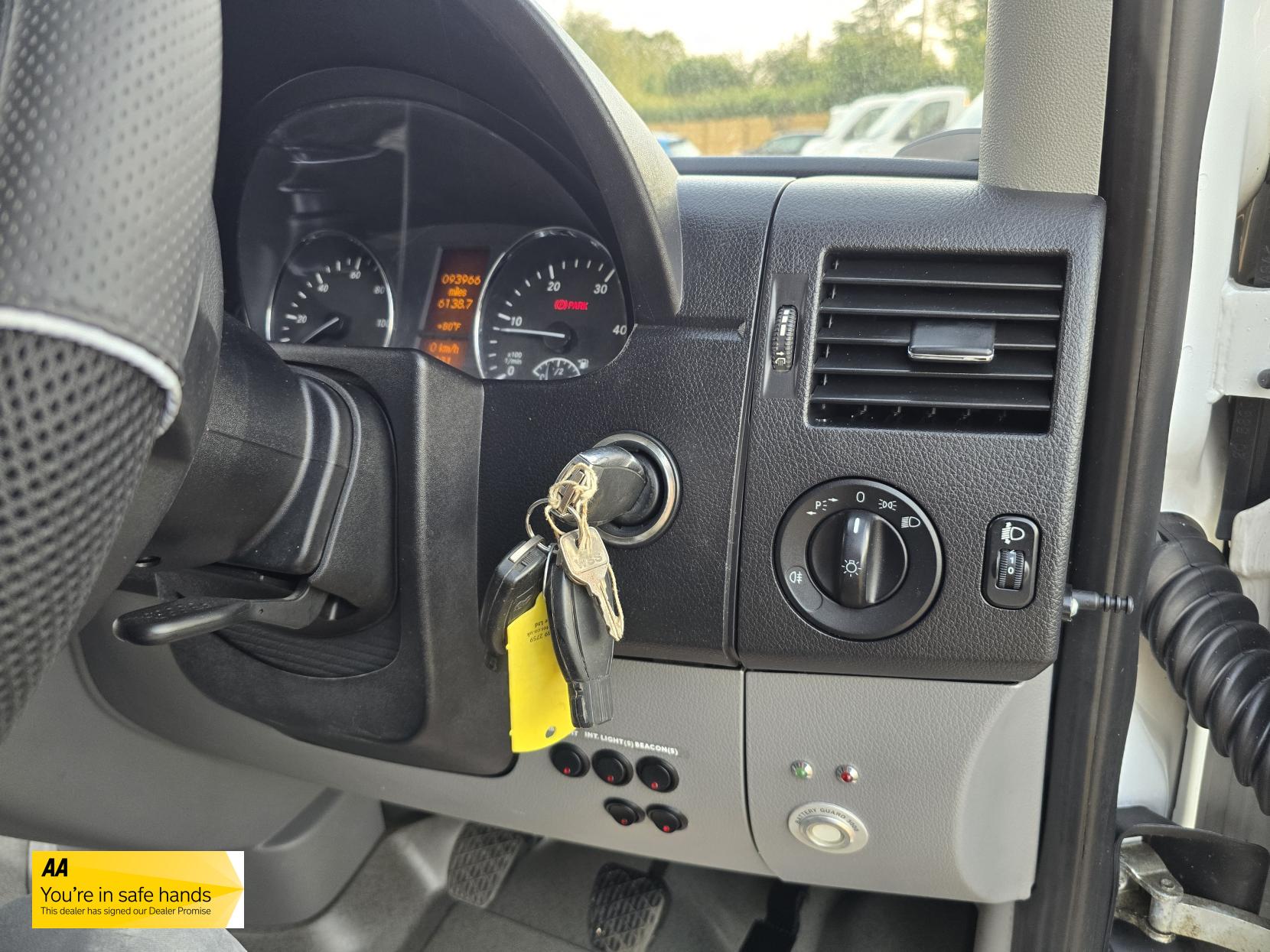 Mercedes-Benz Sprinter 2.1 313 CDi Panel Van 4dr Diesel Manual RWD L1 H3 (222 g/km, 129 bhp)
