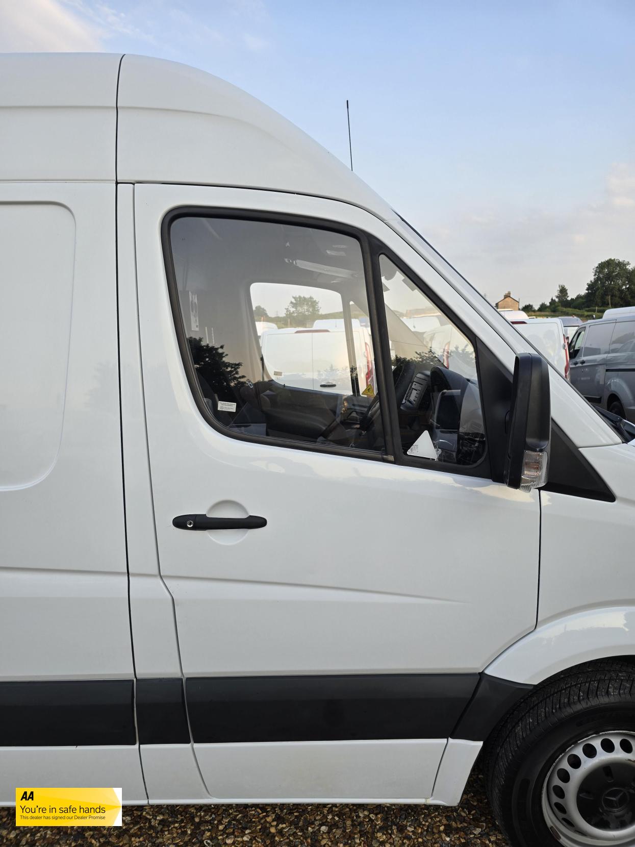 Mercedes-Benz Sprinter 2.1 313 CDi Panel Van 4dr Diesel Manual RWD L1 H3 (222 g/km, 129 bhp)