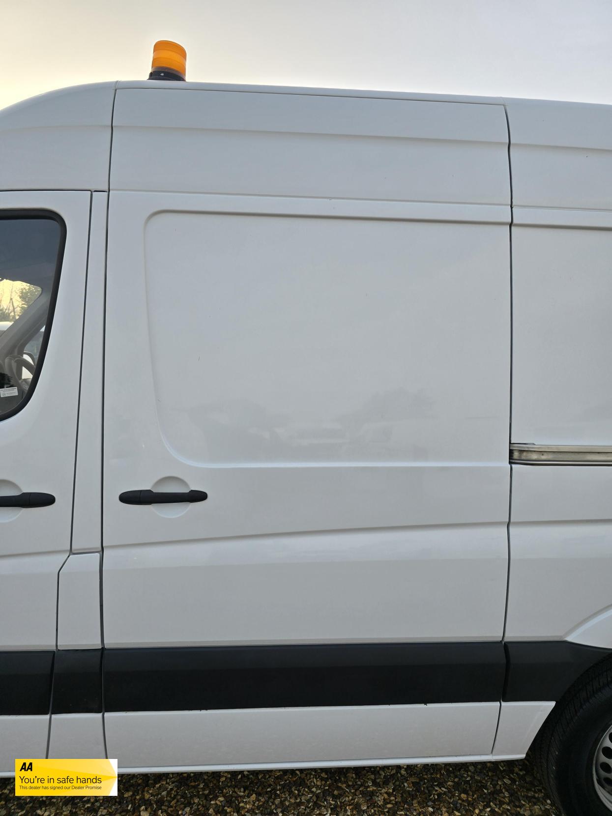 Mercedes-Benz Sprinter 2.1 313 CDi Panel Van 4dr Diesel Manual RWD L1 H3 (222 g/km, 129 bhp)