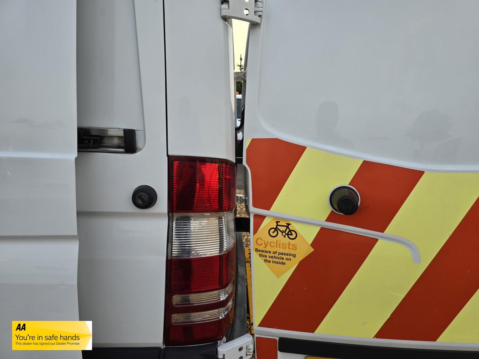 Mercedes-Benz Sprinter 2.1 313 CDi Panel Van 4dr Diesel Manual RWD L1 H3 (222 g/km, 129 bhp)