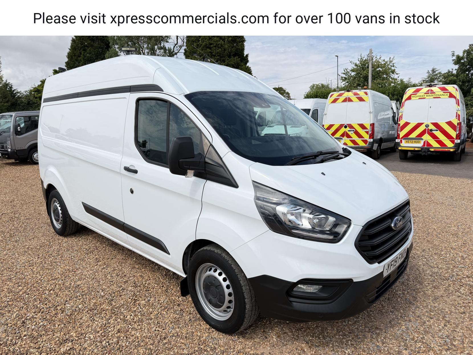 2019 Ford Transit Custom 2.0 320 EcoBlue Panel Van 5dr Diesel Manual L2 H2 Euro 6 (130 ps) - Thumbnail 5