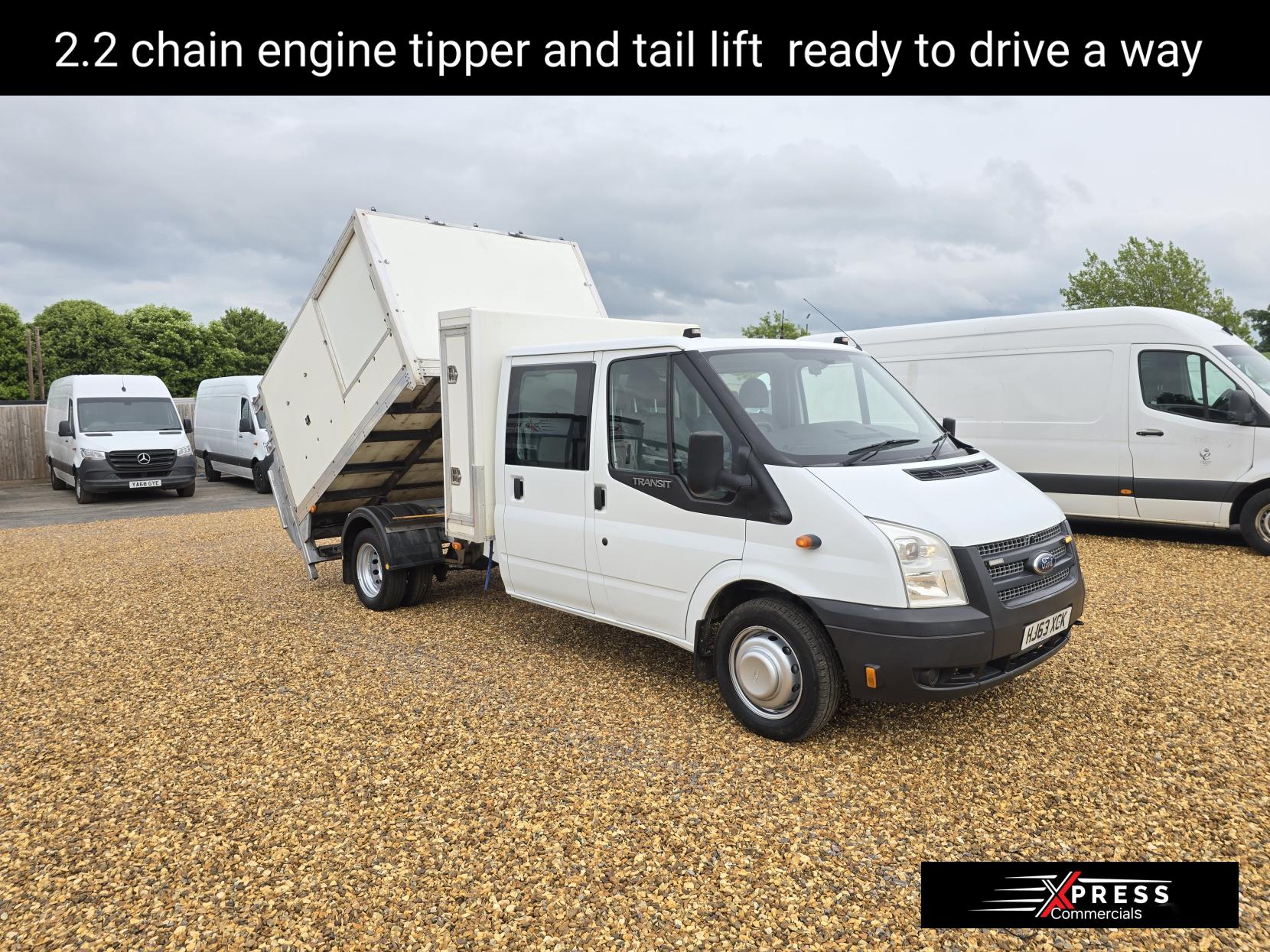 Ford Transit 2.2 TDCi 350 Chassis Cab 4dr Diesel Manual RWD L4 (DRW) (123 bhp)