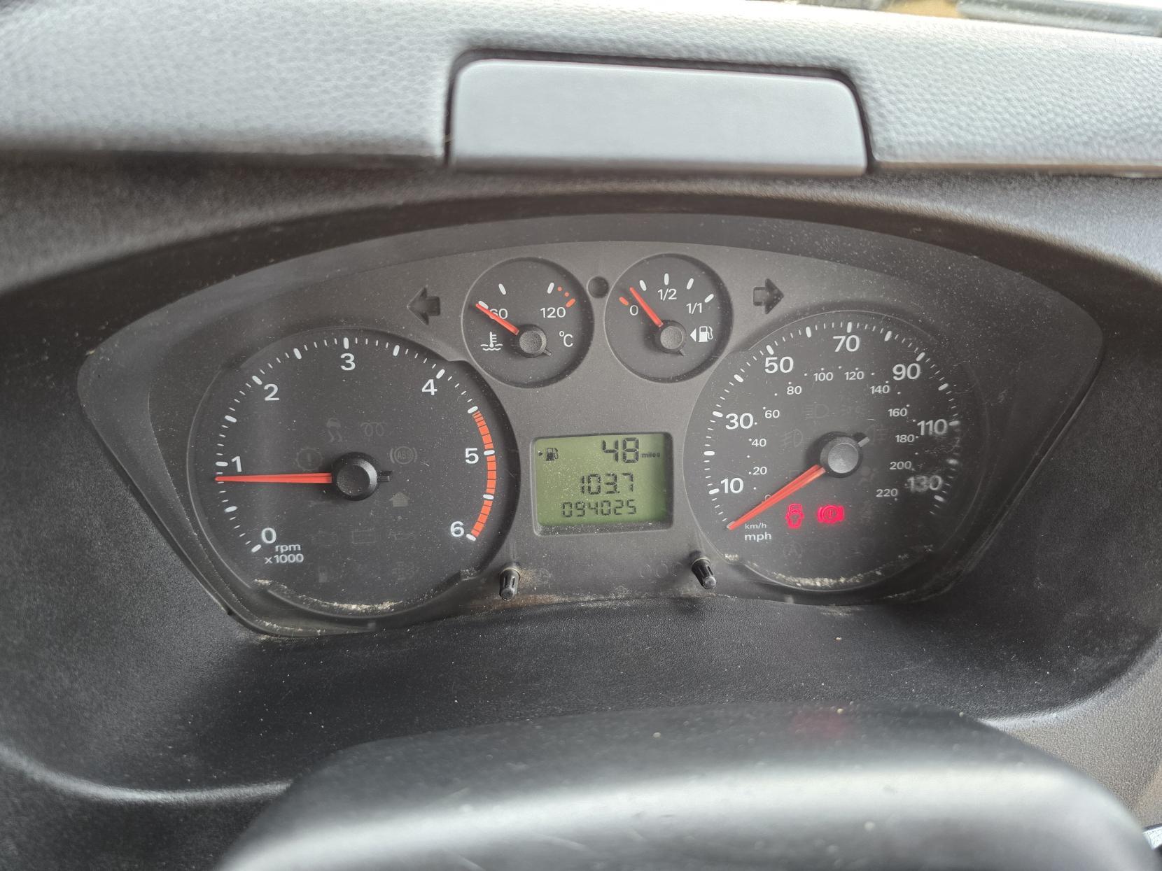 Ford Transit 2.2 TDCi 350 Chassis Cab 4dr Diesel Manual RWD L4 (DRW) (123 bhp)