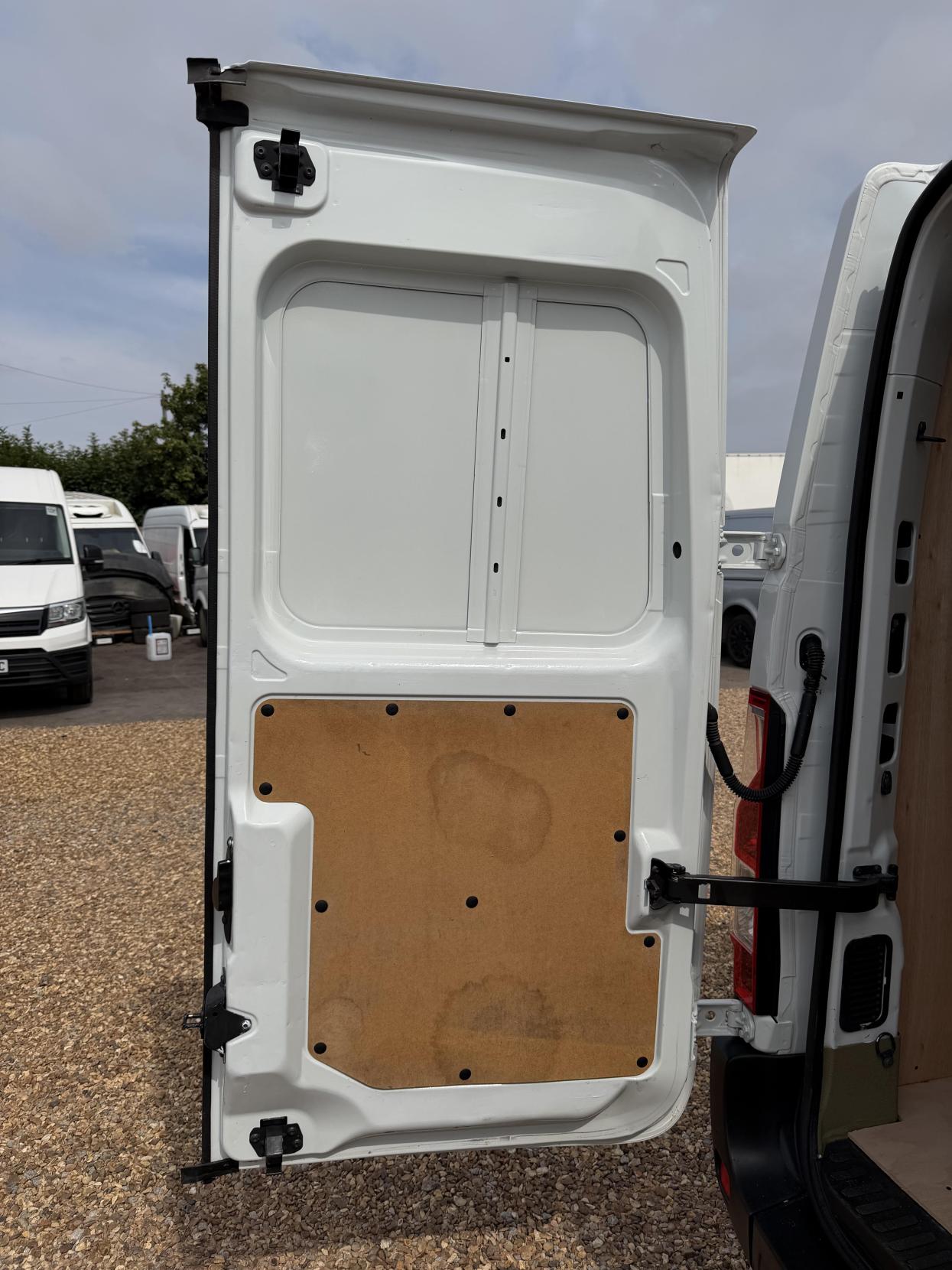 2016 Vauxhall Movano 2.3 CDTi 3500 Panel Van 5dr Diesel Manual FWD L1 H1 Euro 5 (110 ps) - Thumbnail 34