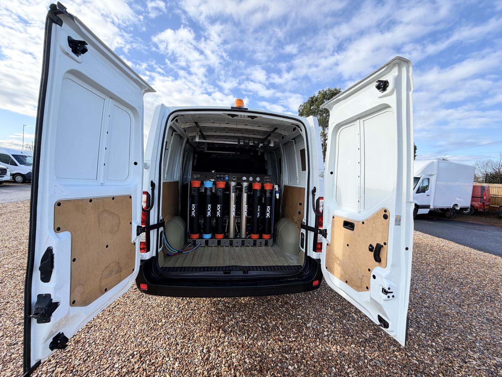 Vauxhall Movano 2.3 CDTi 3500 Panel Van 5dr Diesel Manual FWD L1 H1 Euro 5 (110 ps)