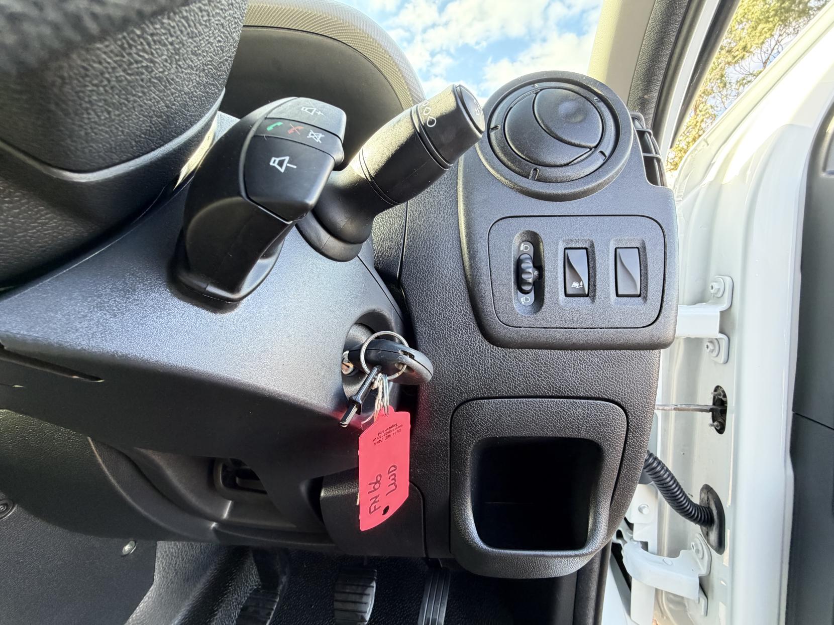 Vauxhall Movano 2.3 CDTi 3500 Panel Van 5dr Diesel Manual FWD L1 H1 Euro 5 (110 ps)