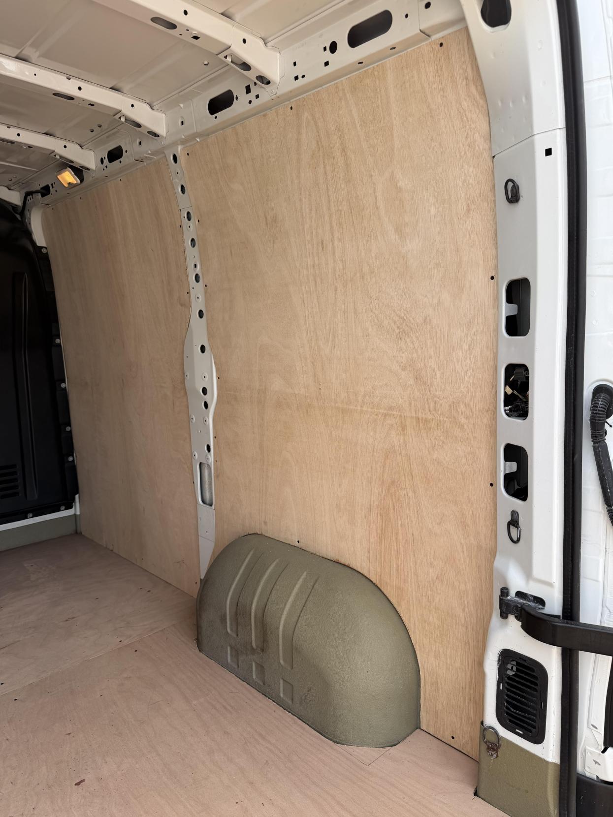 2016 Vauxhall Movano 2.3 CDTi 3500 Panel Van 5dr Diesel Manual FWD L1 H1 Euro 5 (110 ps) - Thumbnail 36