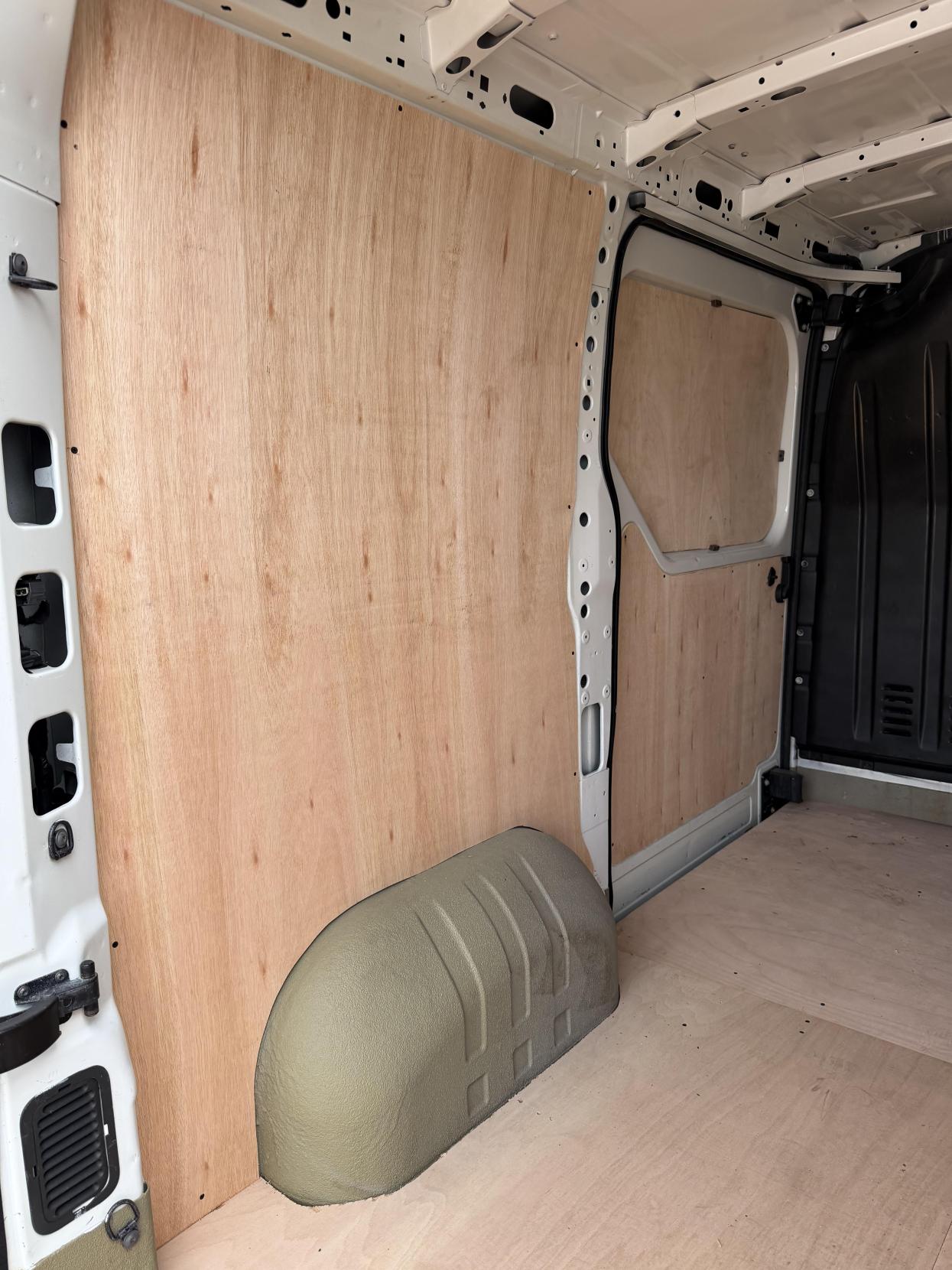 2016 Vauxhall Movano 2.3 CDTi 3500 Panel Van 5dr Diesel Manual FWD L1 H1 Euro 5 (110 ps) - Thumbnail 33