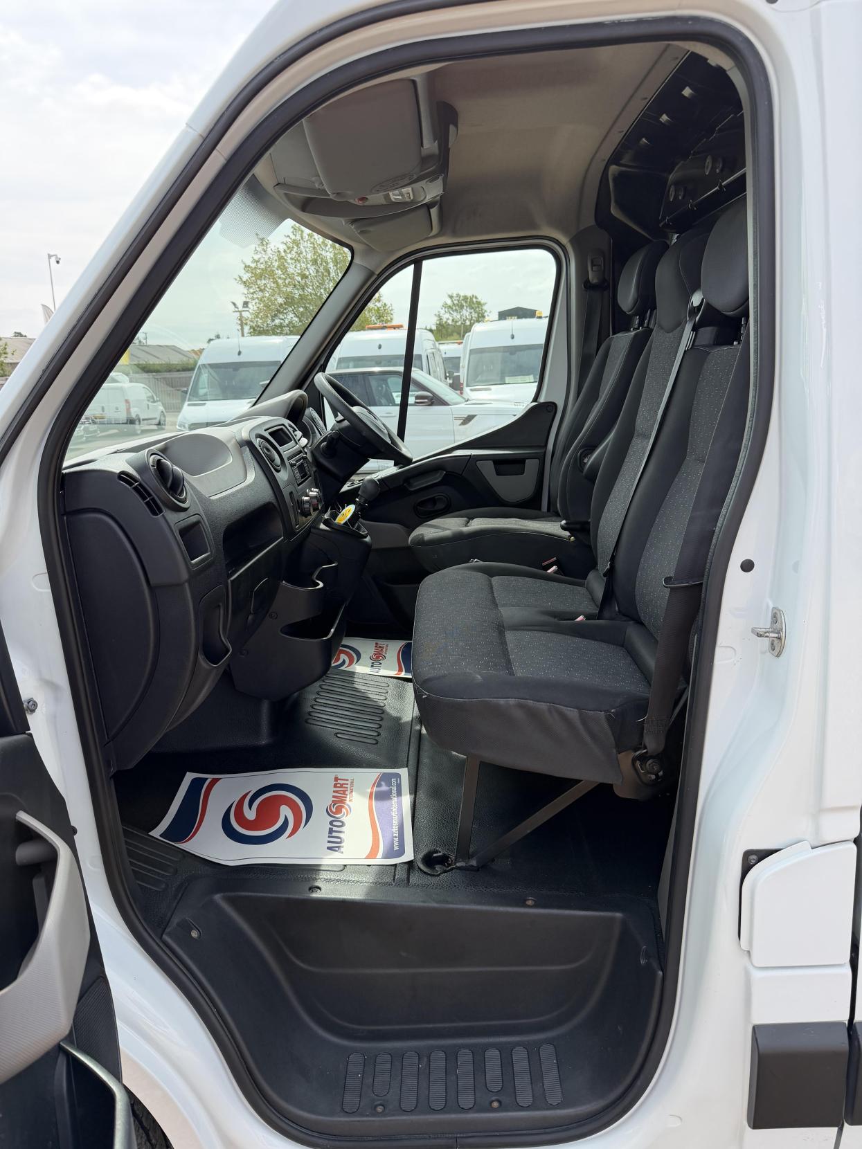 2016 Vauxhall Movano 2.3 CDTi 3500 Panel Van 5dr Diesel Manual FWD L1 H1 Euro 5 (110 ps) - Thumbnail 17