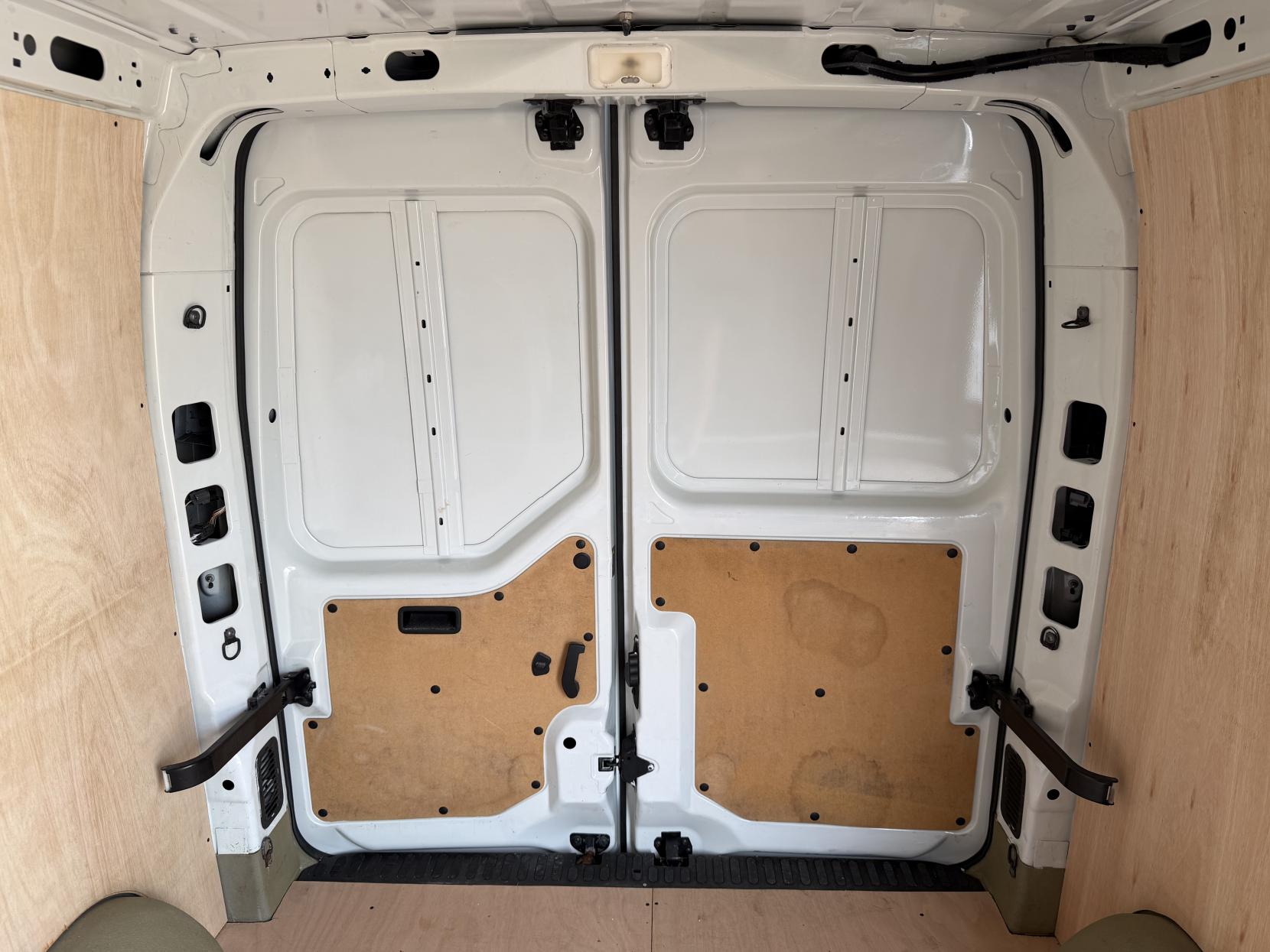 2016 Vauxhall Movano 2.3 CDTi 3500 Panel Van 5dr Diesel Manual FWD L1 H1 Euro 5 (110 ps) - Thumbnail 31