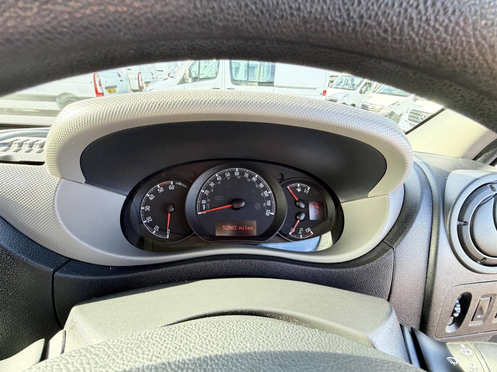 Vauxhall Movano 2.3 CDTi 3500 Panel Van 5dr Diesel Manual FWD L1 H1 Euro 5 (110 ps)