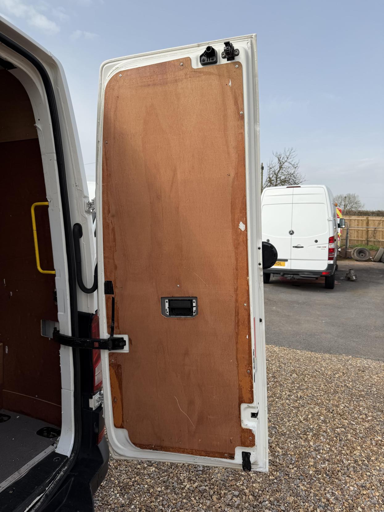 Volkswagen Crafter 2.0 TDI CR35 Trendline Panel Van 5dr Diesel Manual FWD LWB High Roof Euro 6 (s/s) (140 ps)