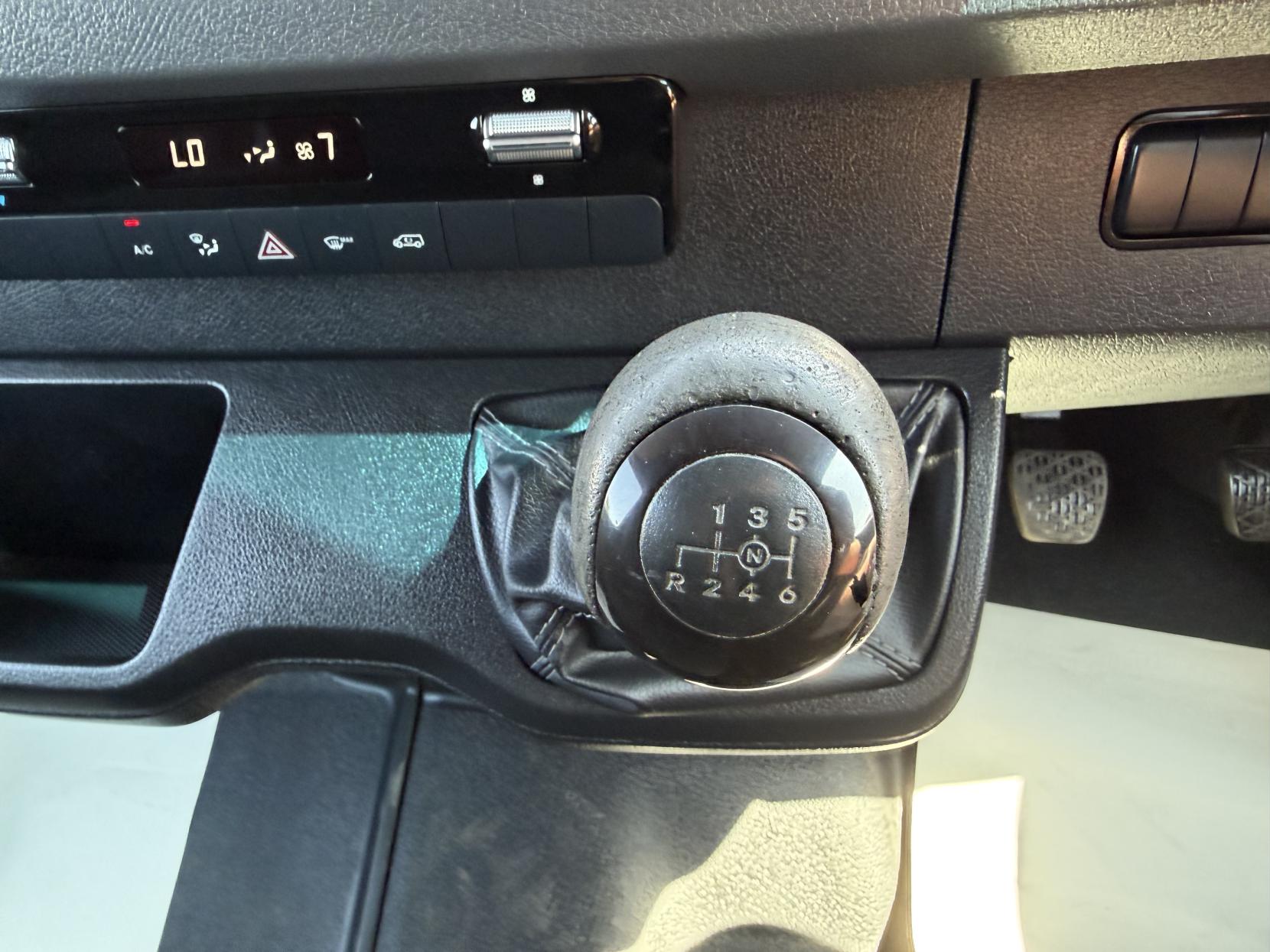 2020 Mercedes-Benz Sprinter 2.1 316 CDI Panel Van 5dr Diesel Manual RWD L2 H2 Euro 6 (163 ps) - Thumbnail 31