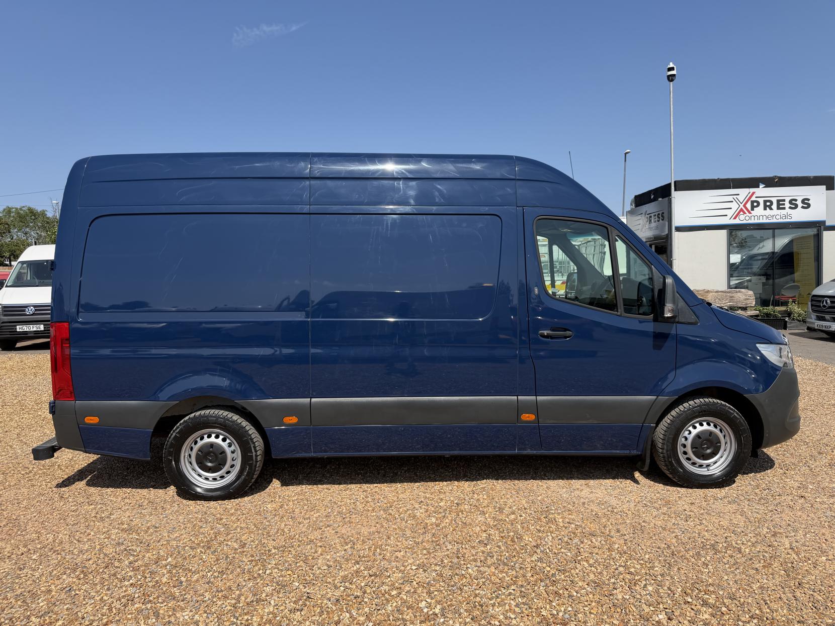 2020 Mercedes-Benz Sprinter 2.1 316 CDI Panel Van 5dr Diesel Manual RWD L2 H2 Euro 6 (163 ps) - Thumbnail 12
