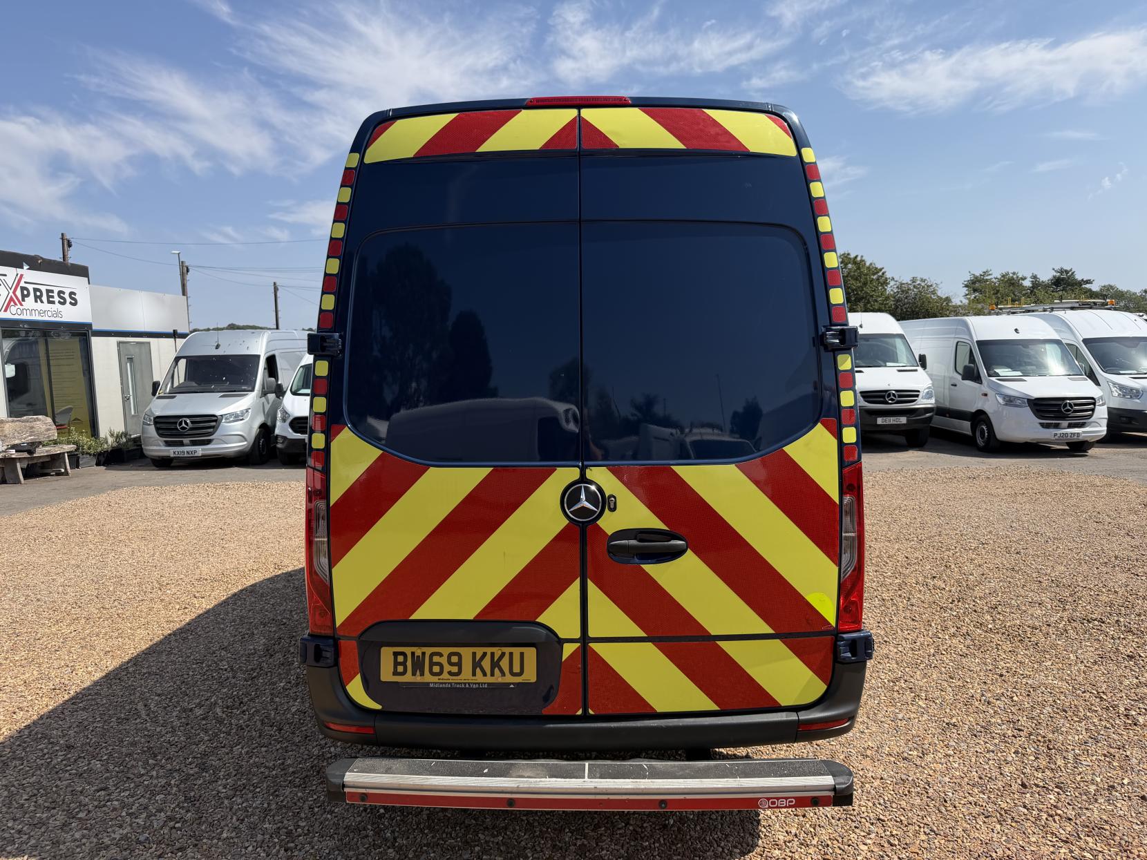 2020 Mercedes-Benz Sprinter 2.1 316 CDI Panel Van 5dr Diesel Manual RWD L2 H2 Euro 6 (163 ps) - Thumbnail 10