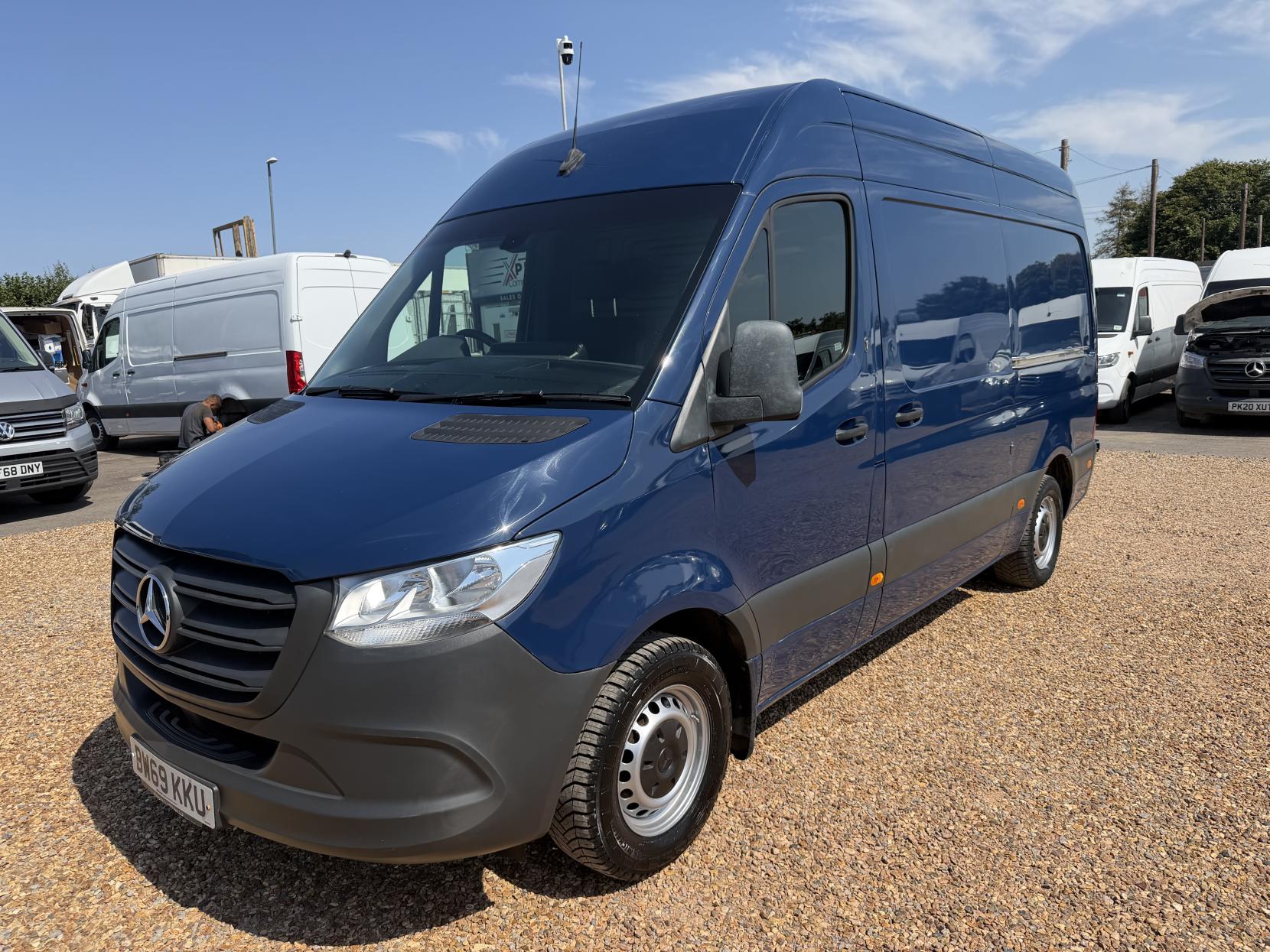 2020 Mercedes-Benz Sprinter 2.1 316 CDI Panel Van 5dr Diesel Manual RWD L2 H2 Euro 6 (163 ps) - Thumbnail 7