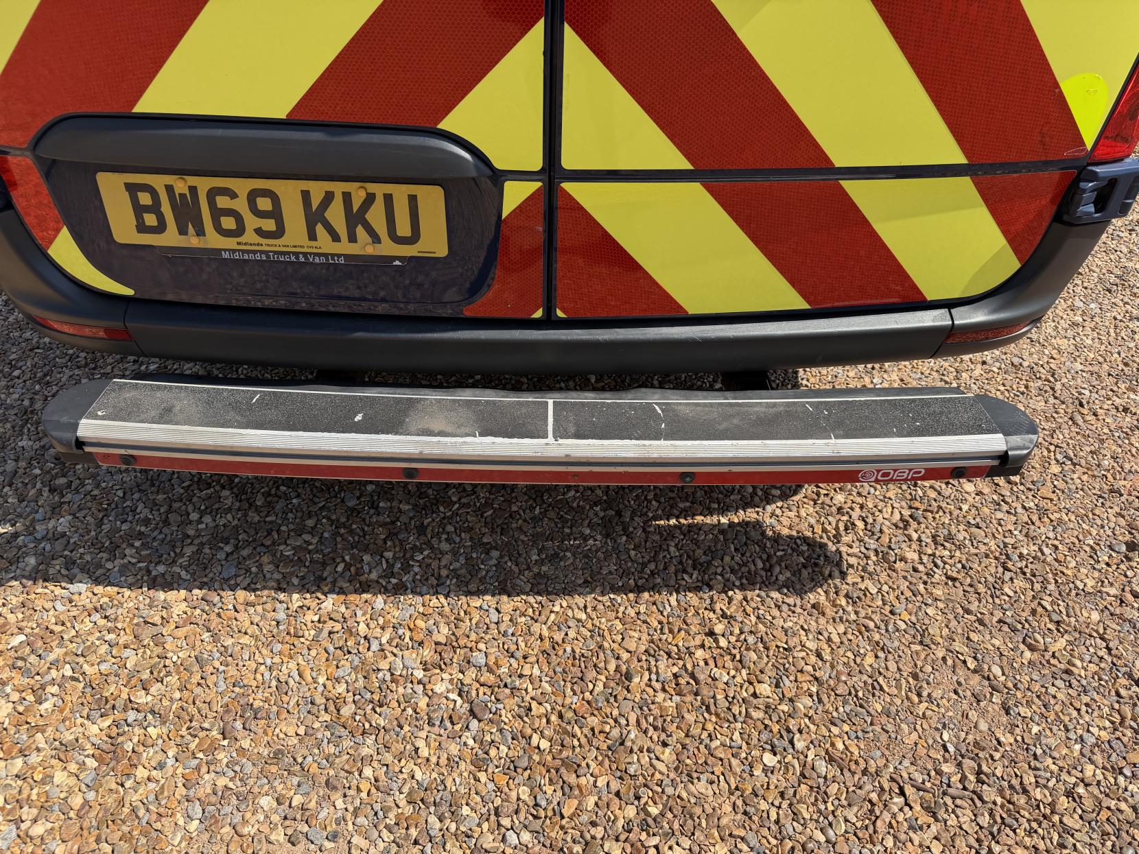 2020 Mercedes-Benz Sprinter 2.1 316 CDI Panel Van 5dr Diesel Manual RWD L2 H2 Euro 6 (163 ps) - Thumbnail 44