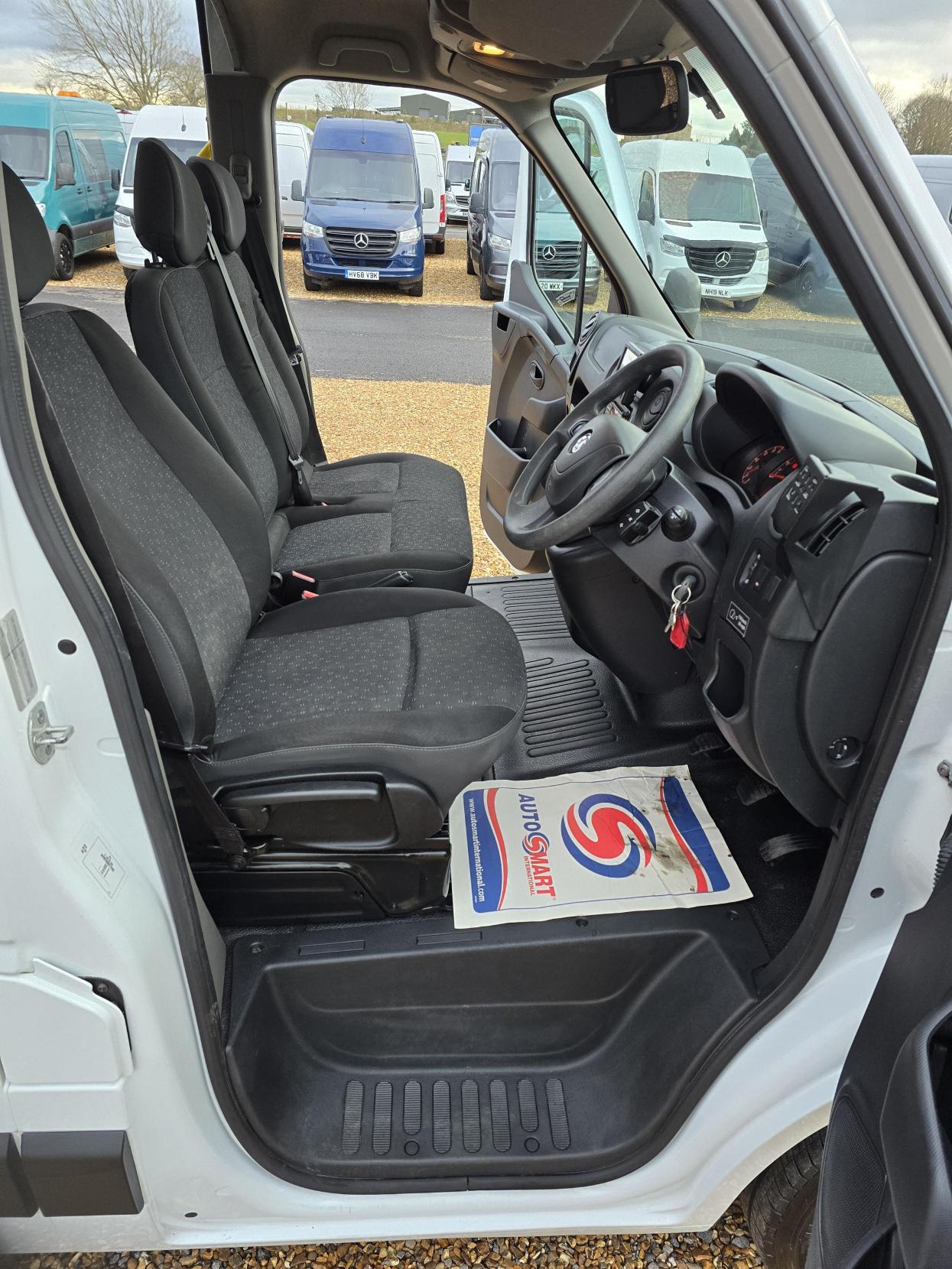 Vauxhall Movano 2.3 CDTi 3500 Panel Van 5dr Diesel Manual FWD L2 H2 Euro 6 (130 ps)