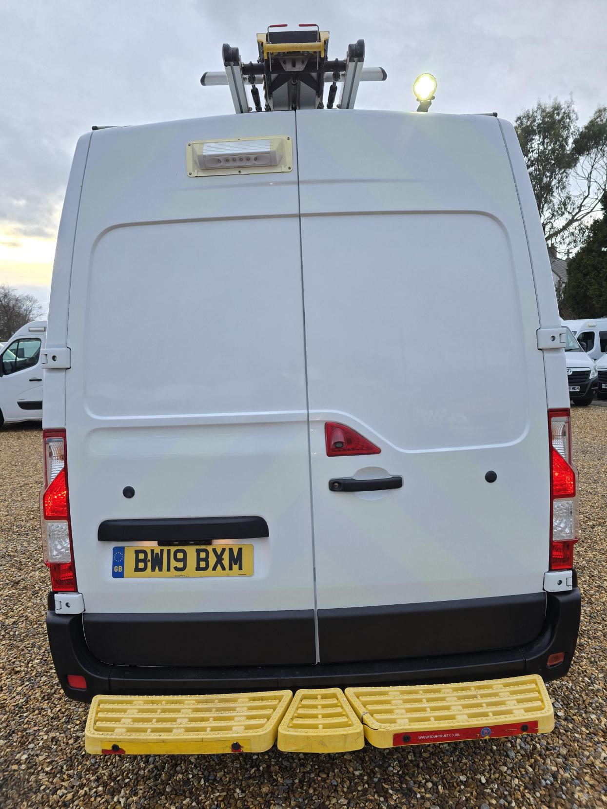 Vauxhall Movano 2.3 CDTi 3500 Panel Van 5dr Diesel Manual FWD L2 H2 Euro 6 (130 ps)