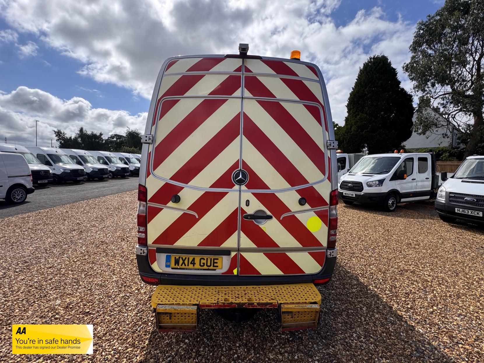 Mercedes-Benz Sprinter 2.1 313 CDi Panel Van 4dr Diesel Manual RWD L1 H3 (222 g/km, 129 bhp)