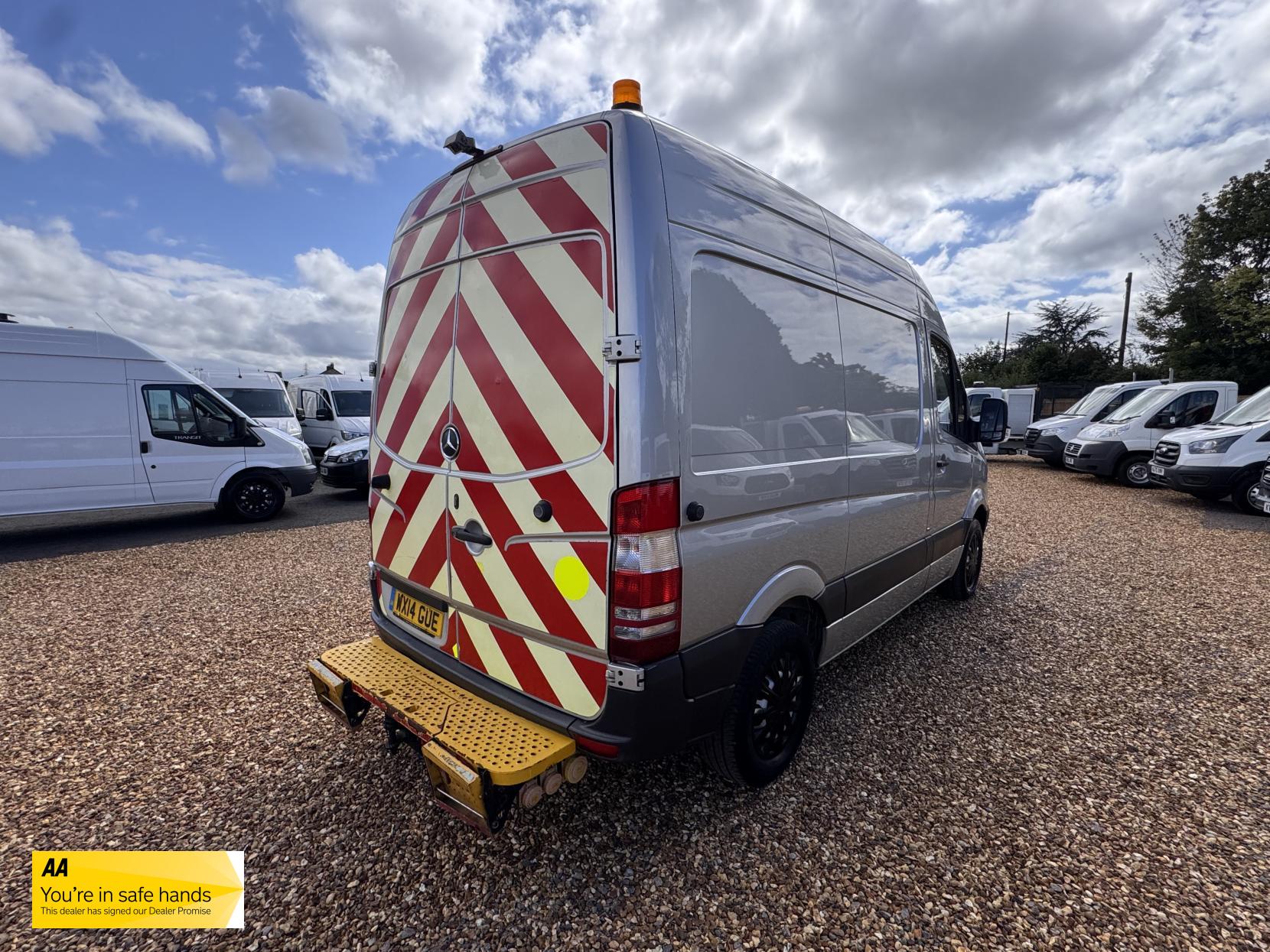 Mercedes-Benz Sprinter 2.1 313 CDi Panel Van 4dr Diesel Manual RWD L1 H3 (222 g/km, 129 bhp)