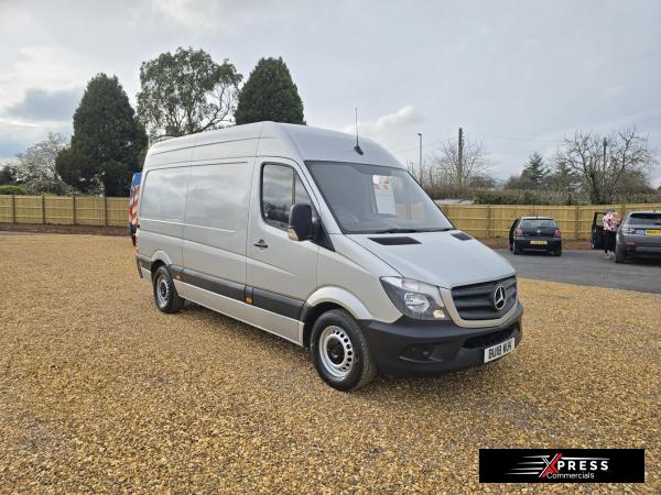 Mercedes-Benz Sprinter 2.1 314 CDi Panel Van 5dr Diesel Manual RWD L2 (213 g/km, 140 bhp)