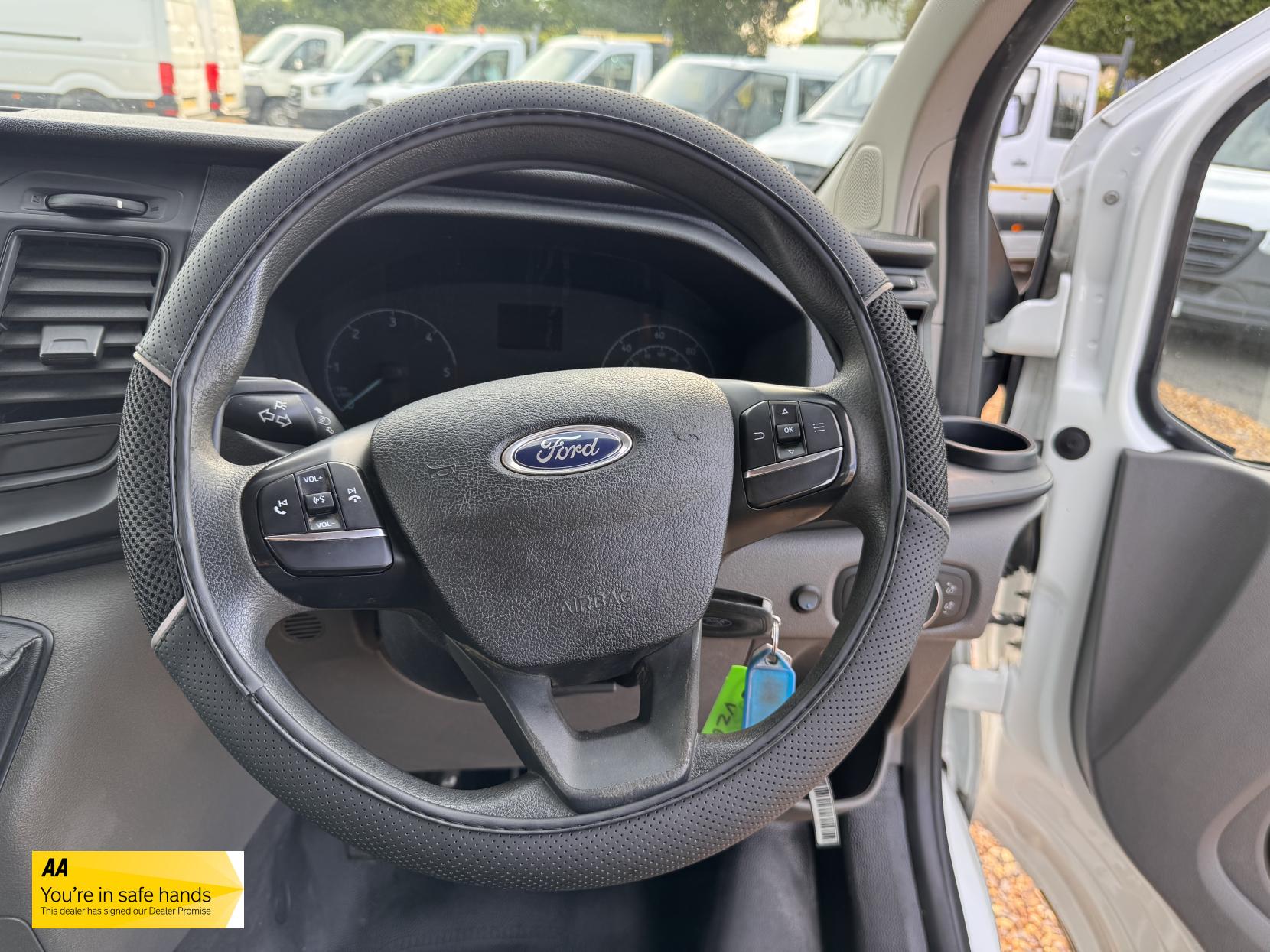 Ford Transit Custom 2.0 280 EcoBlue Crew Van Double Cab 5dr Diesel Manual L1 H1 Euro 6 (5 Seat) (105 ps)