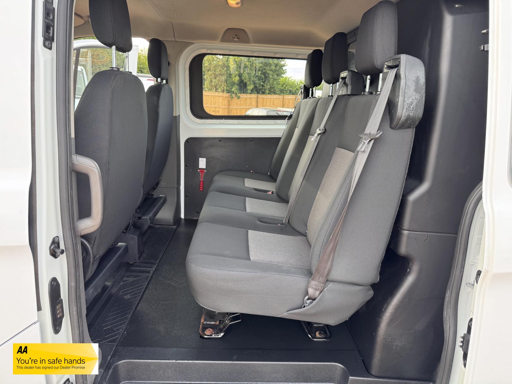 Ford Transit Custom 2.0 280 EcoBlue Crew Van Double Cab 5dr Diesel Manual L1 H1 Euro 6 (5 Seat) (105 ps)