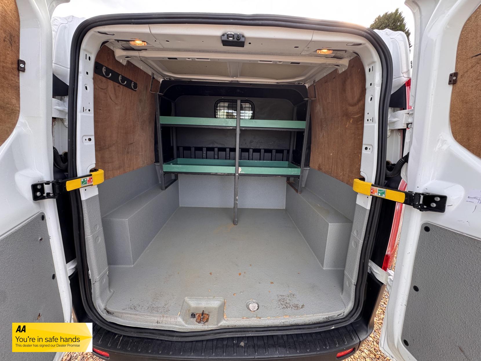 Ford Transit Custom 2.0 280 EcoBlue Crew Van Double Cab 5dr Diesel Manual L1 H1 Euro 6 (5 Seat) (105 ps)