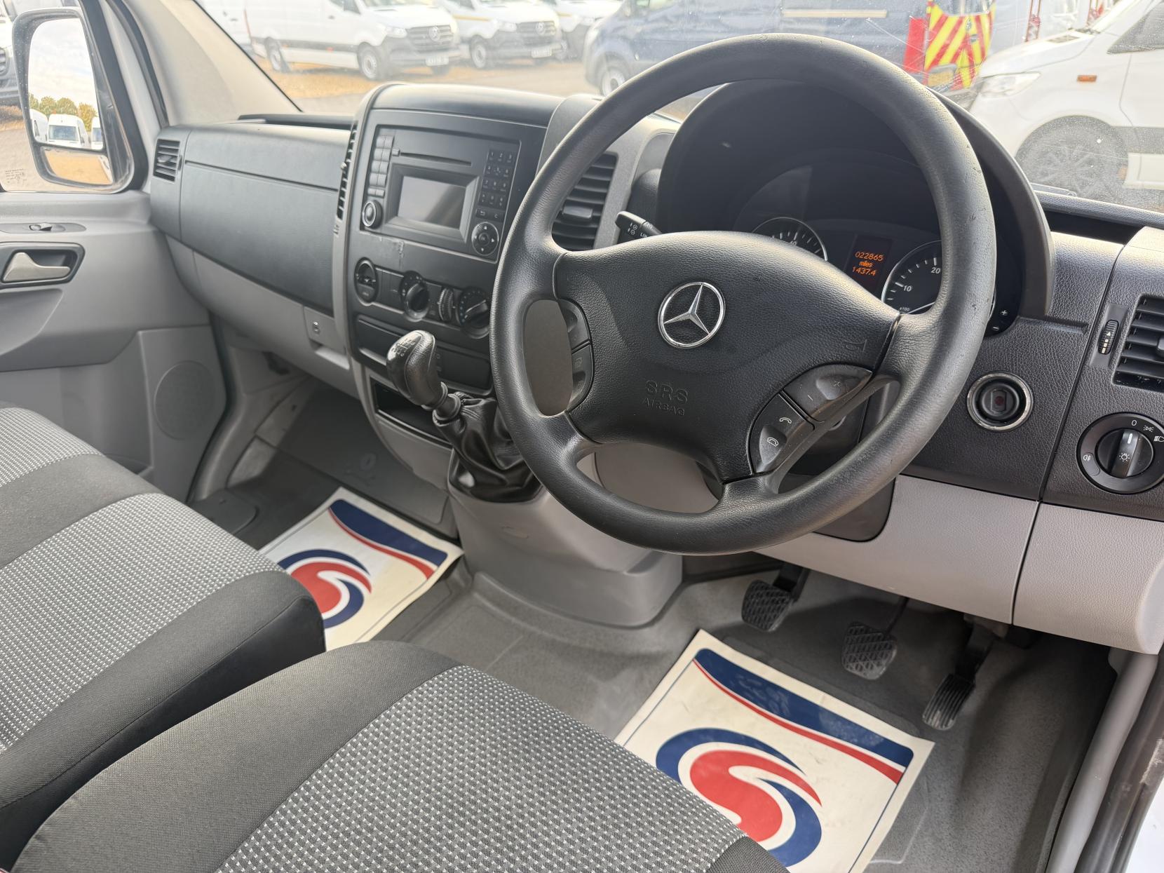 2013 Mercedes-Benz Sprinter 2.1 313 CDi Panel Van 4dr Diesel Manual RWD L3 H3 (129 bhp) - Thumbnail 2
