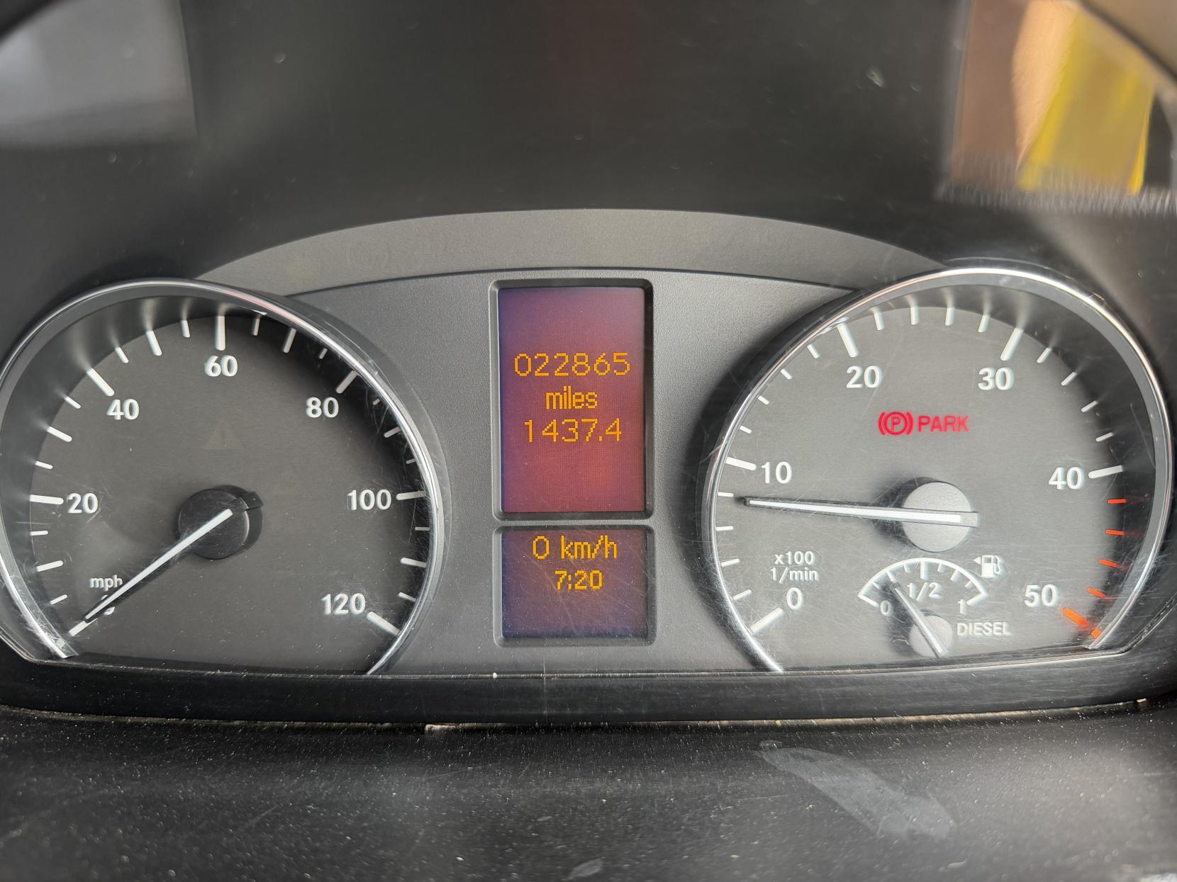 2013 Mercedes-Benz Sprinter 2.1 313 CDi Panel Van 4dr Diesel Manual RWD L3 H3 (129 bhp) - Thumbnail 18
