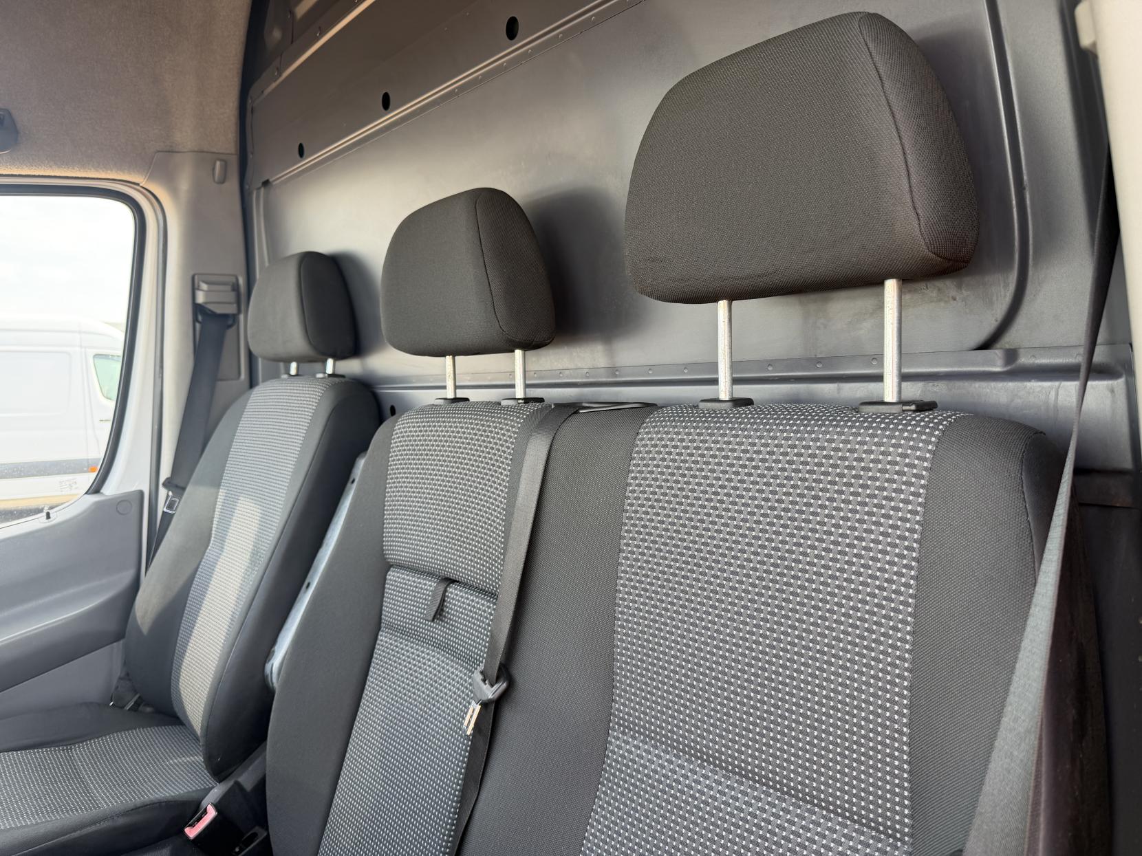 2013 Mercedes-Benz Sprinter 2.1 313 CDi Panel Van 4dr Diesel Manual RWD L3 H3 (129 bhp) - Thumbnail 17