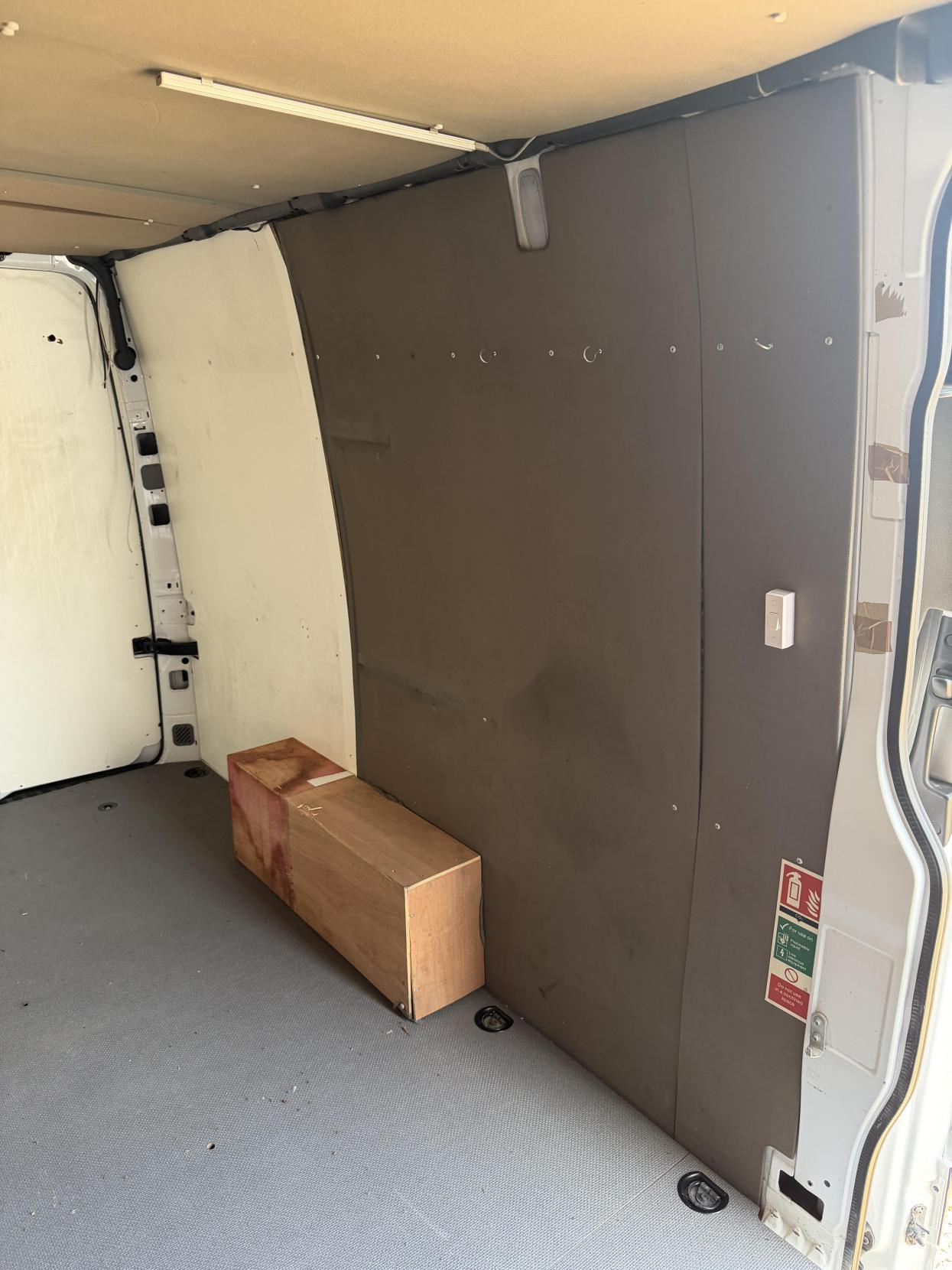 2013 Mercedes-Benz Sprinter 2.1 313 CDi Panel Van 4dr Diesel Manual RWD L3 H3 (129 bhp) - Thumbnail 30