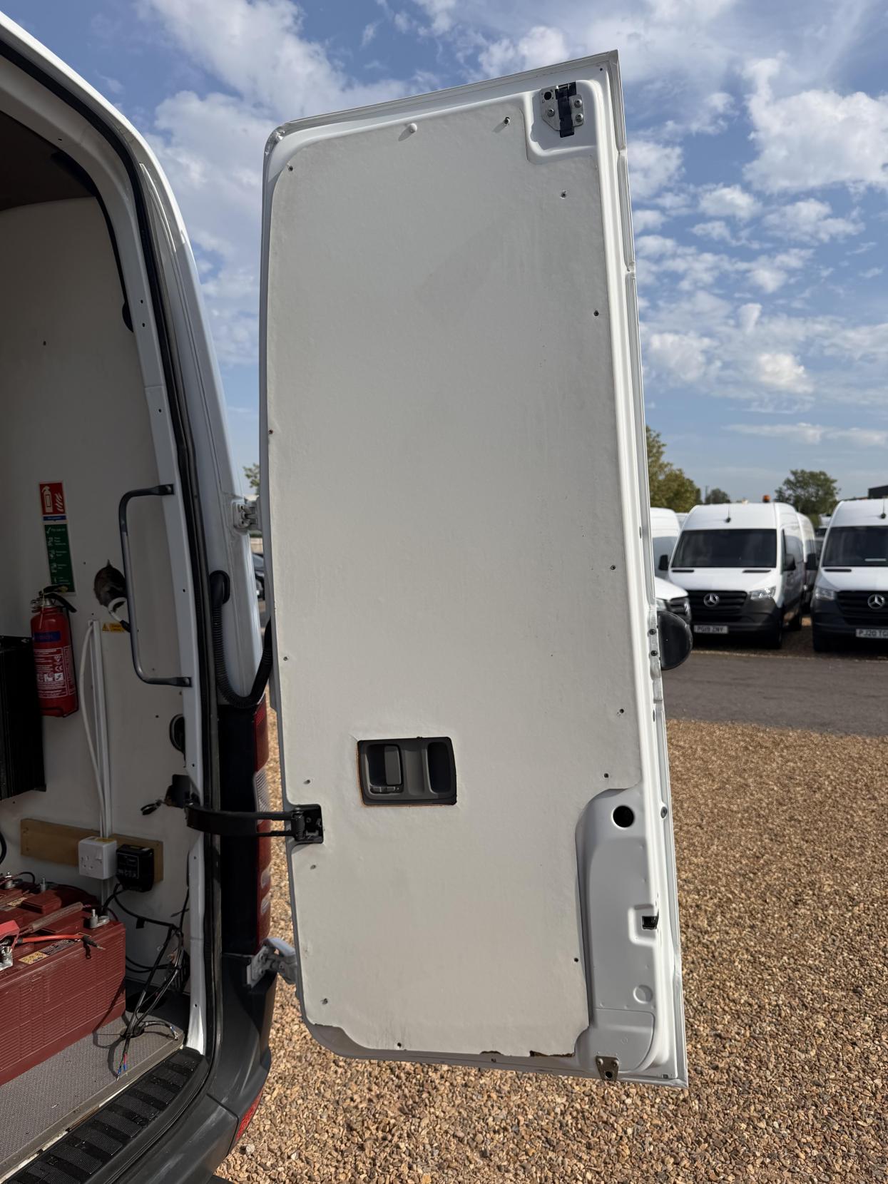 2013 Mercedes-Benz Sprinter 2.1 313 CDi Panel Van 4dr Diesel Manual RWD L3 H3 (129 bhp) - Thumbnail 39