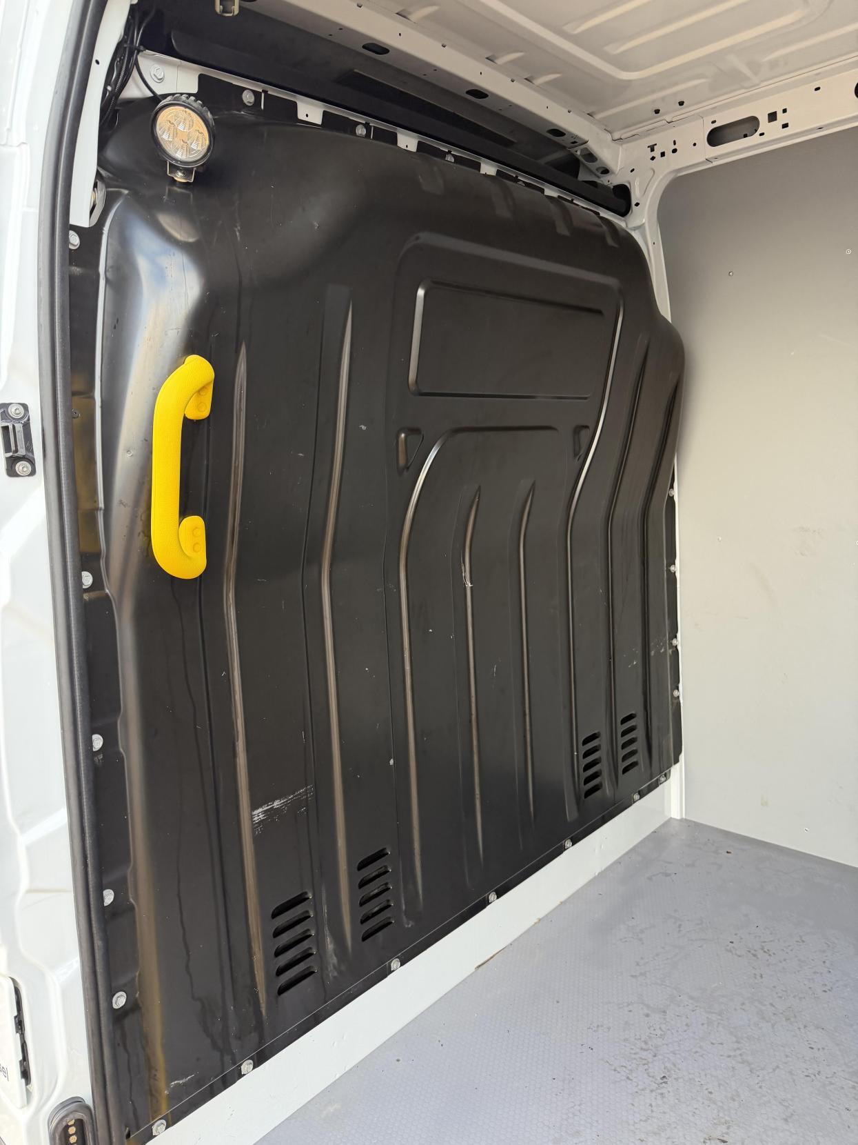 Vauxhall Movano 2.3 CDTi 3500 Panel Van 5dr Diesel Manual FWD L2 H2 Euro 6 (130 ps)