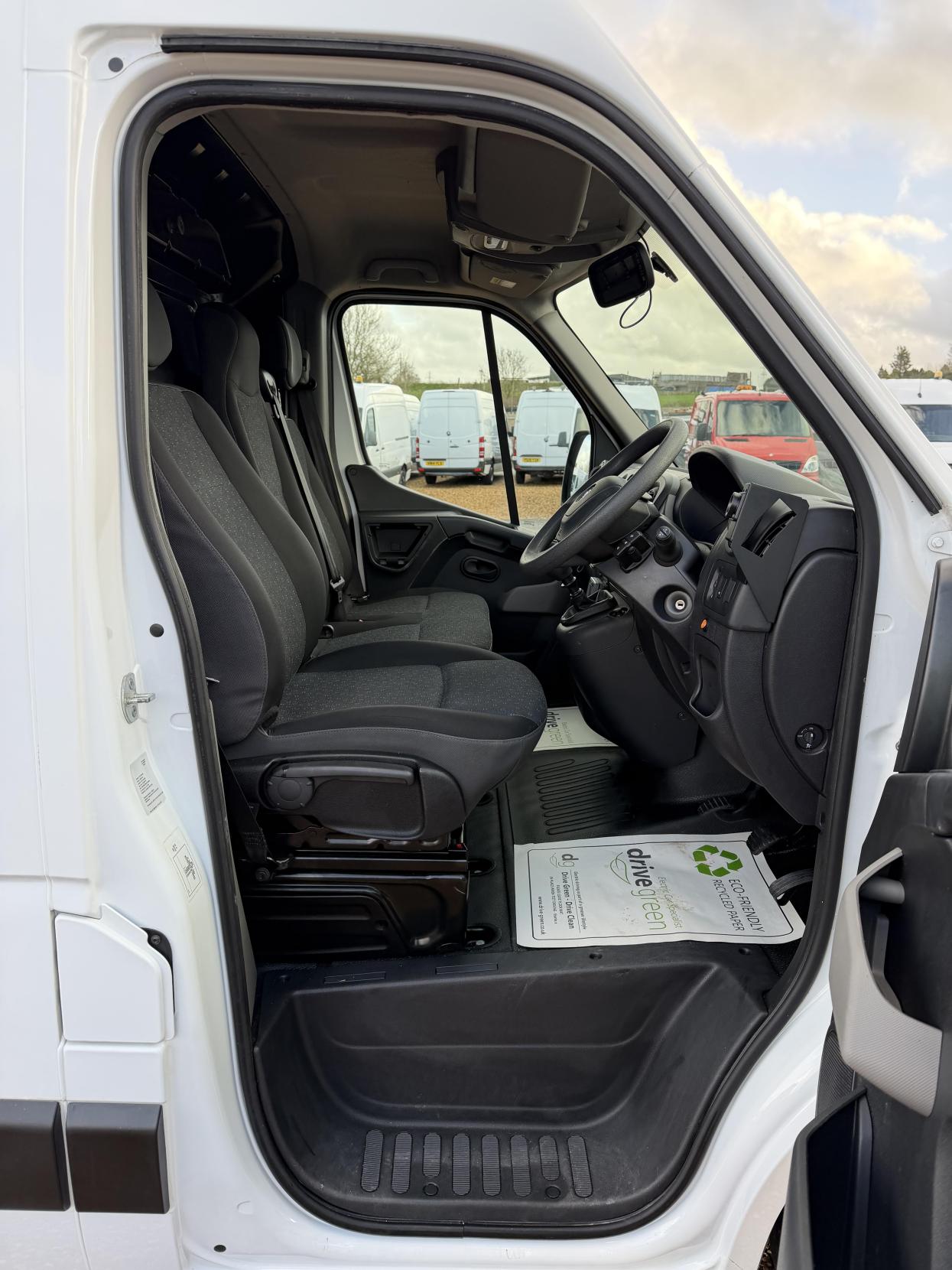 Vauxhall Movano 2.3 CDTi 3500 Panel Van 5dr Diesel Manual FWD L2 H2 Euro 6 (130 ps)