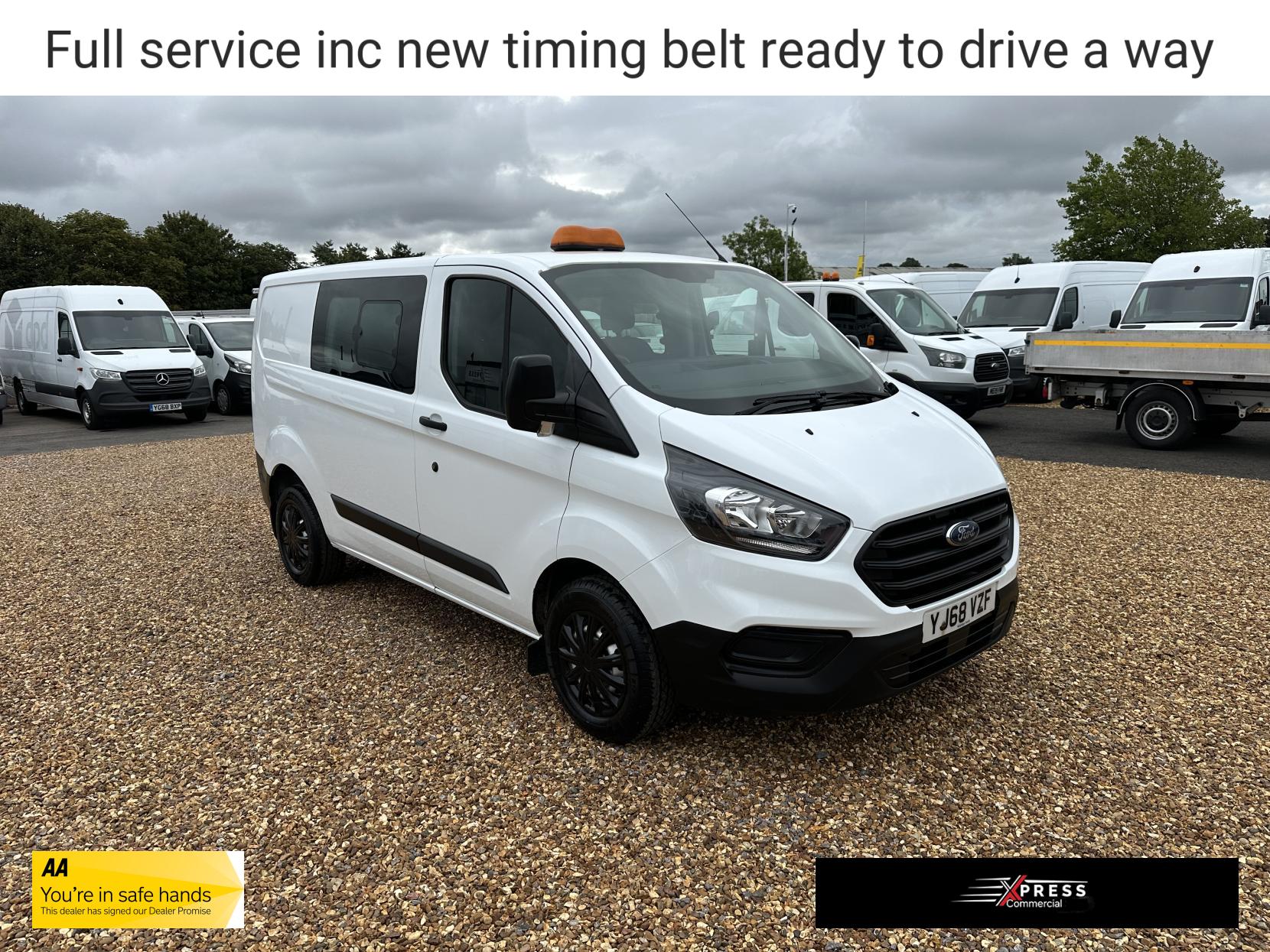 Ford Transit Custom 2.0 280 EcoBlue Crew Van Double Cab 5dr Diesel Manual L1 H1 Euro 6 (5 Seat) (105 ps)