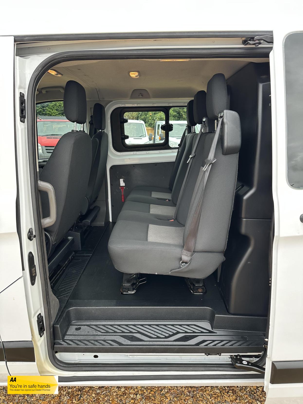 Ford Transit Custom 2.0 280 EcoBlue Crew Van Double Cab 5dr Diesel Manual L1 H1 Euro 6 (5 Seat) (105 ps)