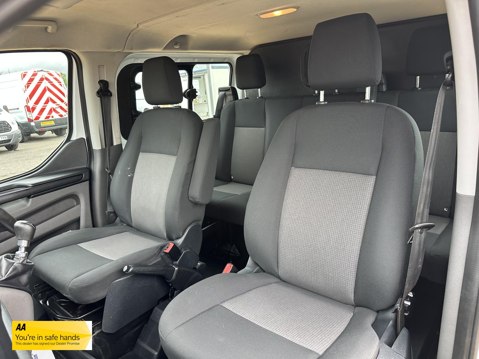 Ford Transit Custom 2.0 280 EcoBlue Crew Van Double Cab 5dr Diesel Manual L1 H1 Euro 6 (5 Seat) (105 ps)