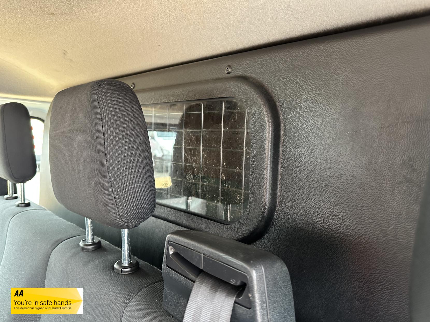 Ford Transit Custom 2.0 280 EcoBlue Crew Van Double Cab 5dr Diesel Manual L1 H1 Euro 6 (5 Seat) (105 ps)