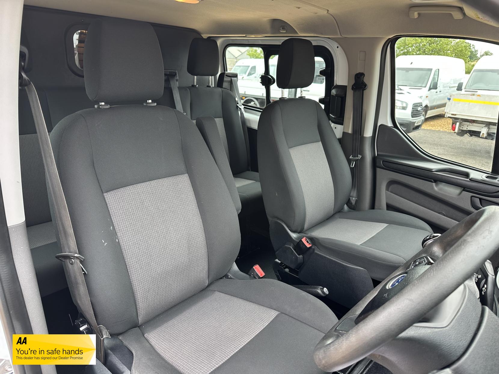 Ford Transit Custom 2.0 280 EcoBlue Crew Van Double Cab 5dr Diesel Manual L1 H1 Euro 6 (5 Seat) (105 ps)