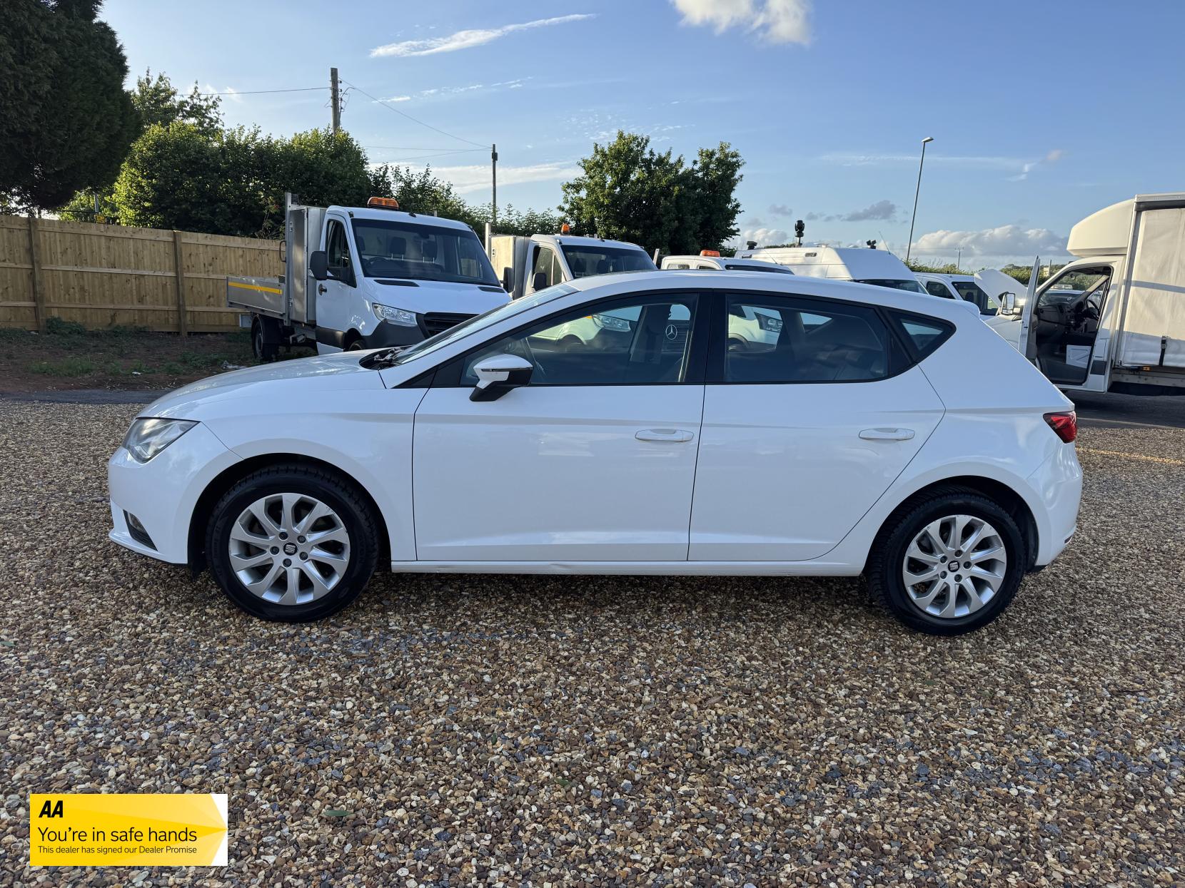 SEAT Leon 1.2 TSI SE Hatchback 5dr Petrol Manual Euro 5 (s/s) (105 ps)