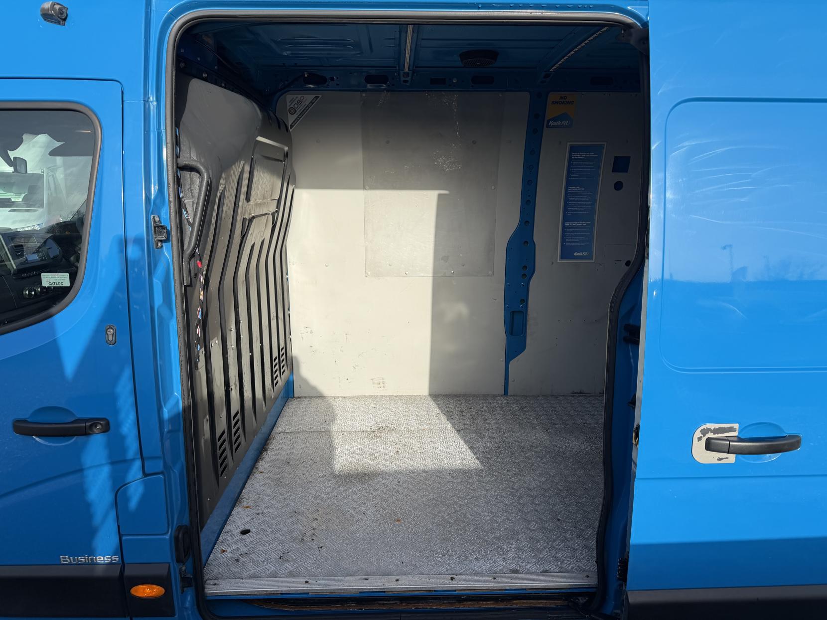 Renault Master 2.3 dCi ENERGY 35 Business Panel Van 4dr Diesel Manual FWD LWB Medium Roof Euro 6 (s/s) (150 bhp)