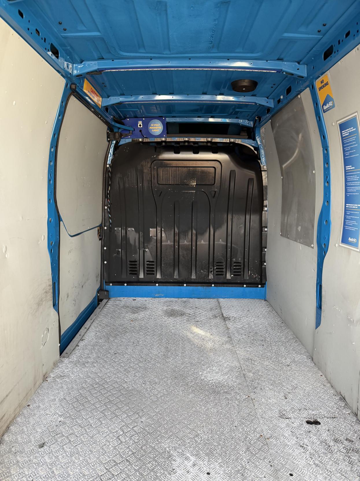 Renault Master 2.3 dCi ENERGY 35 Business Panel Van 4dr Diesel Manual FWD LWB Medium Roof Euro 6 (s/s) (150 bhp)