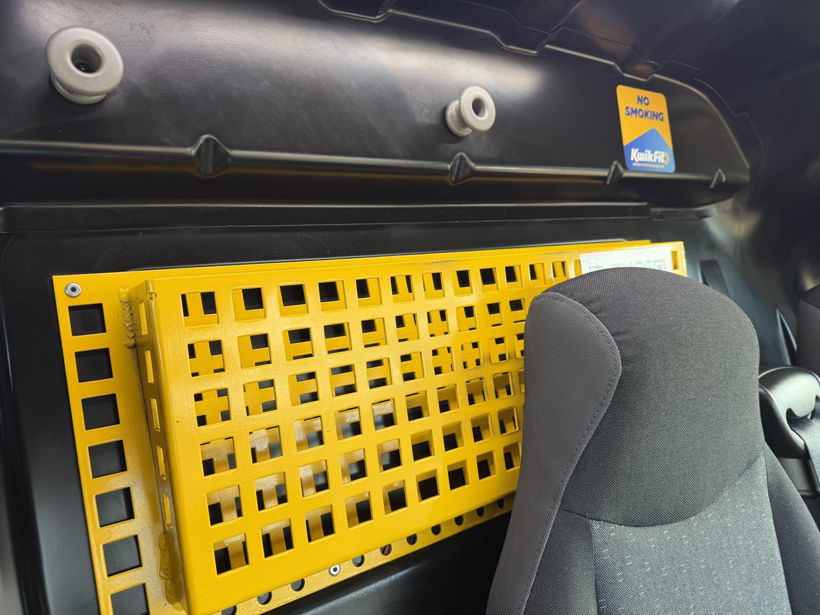 Renault Master 2.3 dCi ENERGY 35 Business Panel Van 4dr Diesel Manual FWD LWB Medium Roof Euro 6 (s/s) (150 bhp)