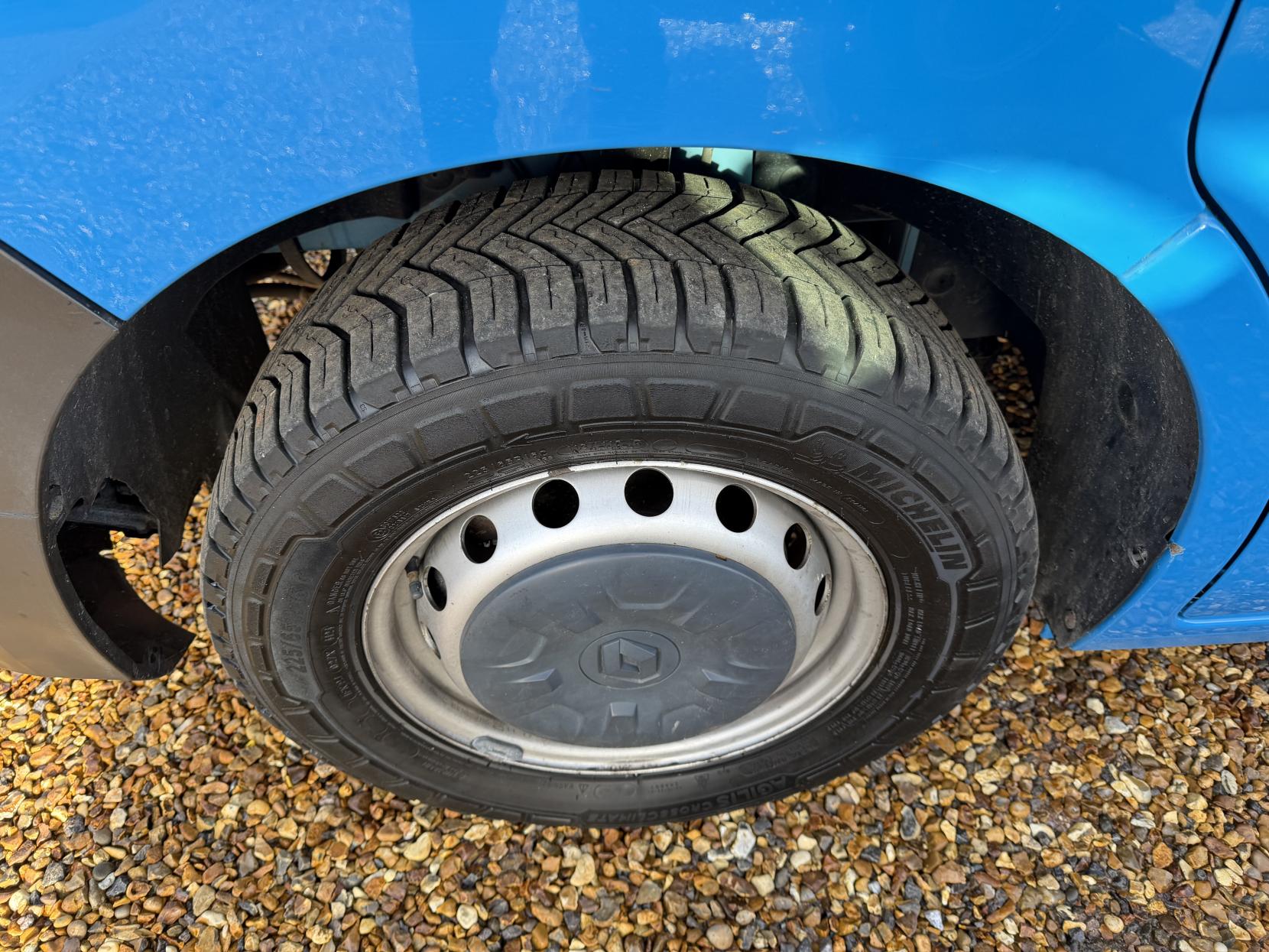 Renault Master 2.3 dCi ENERGY 35 Business Panel Van 4dr Diesel Manual FWD LWB Medium Roof Euro 6 (s/s) (150 bhp)