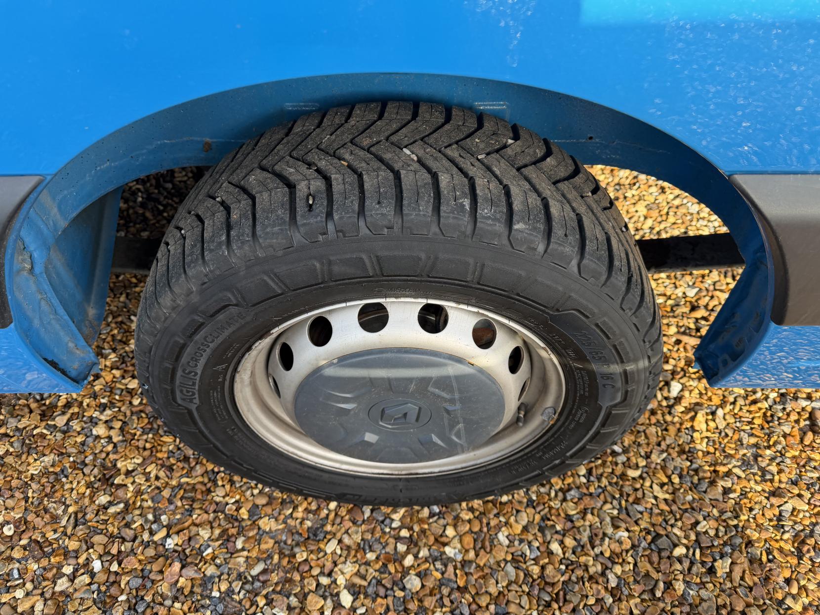 Renault Master 2.3 dCi ENERGY 35 Business Panel Van 4dr Diesel Manual FWD LWB Medium Roof Euro 6 (s/s) (150 bhp)