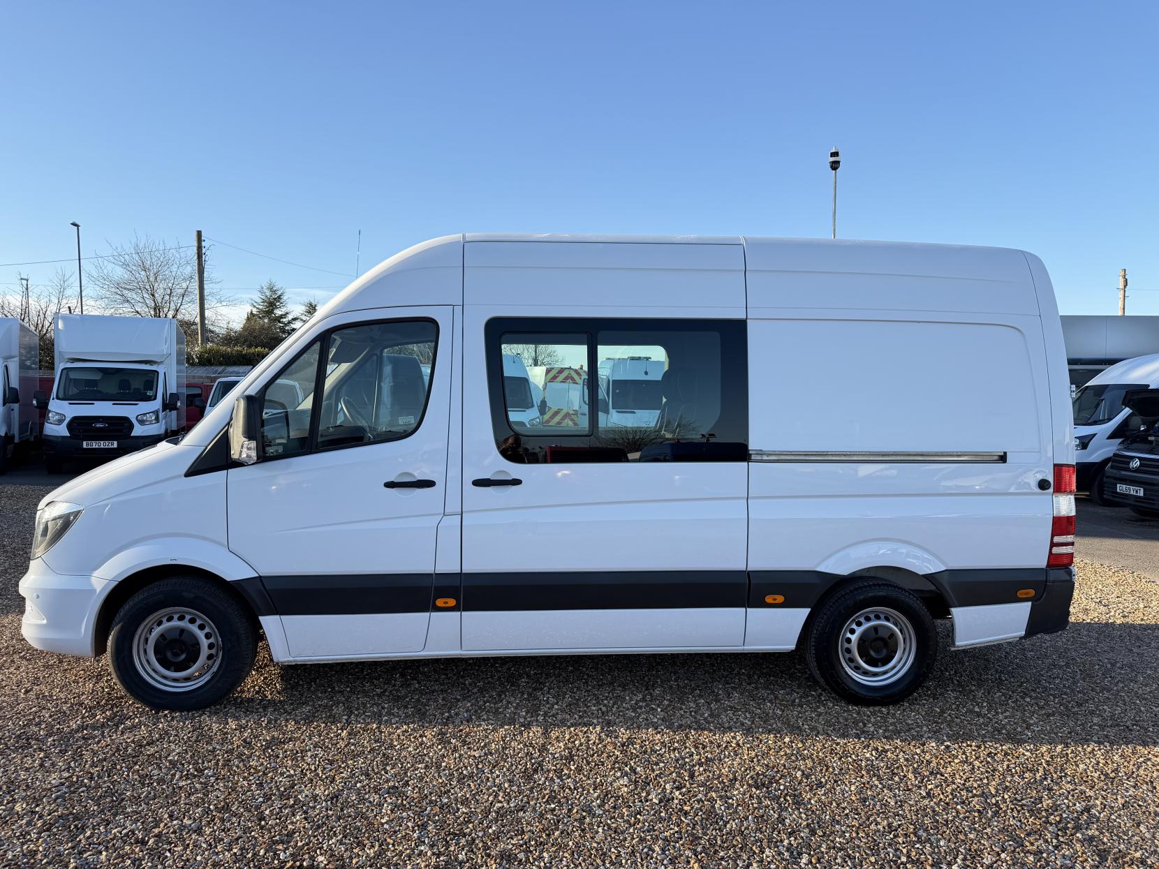 Mercedes-Benz Sprinter 2.1 313 CDi Panel Van 4dr Diesel Manual RWD L2 (129 bhp)
