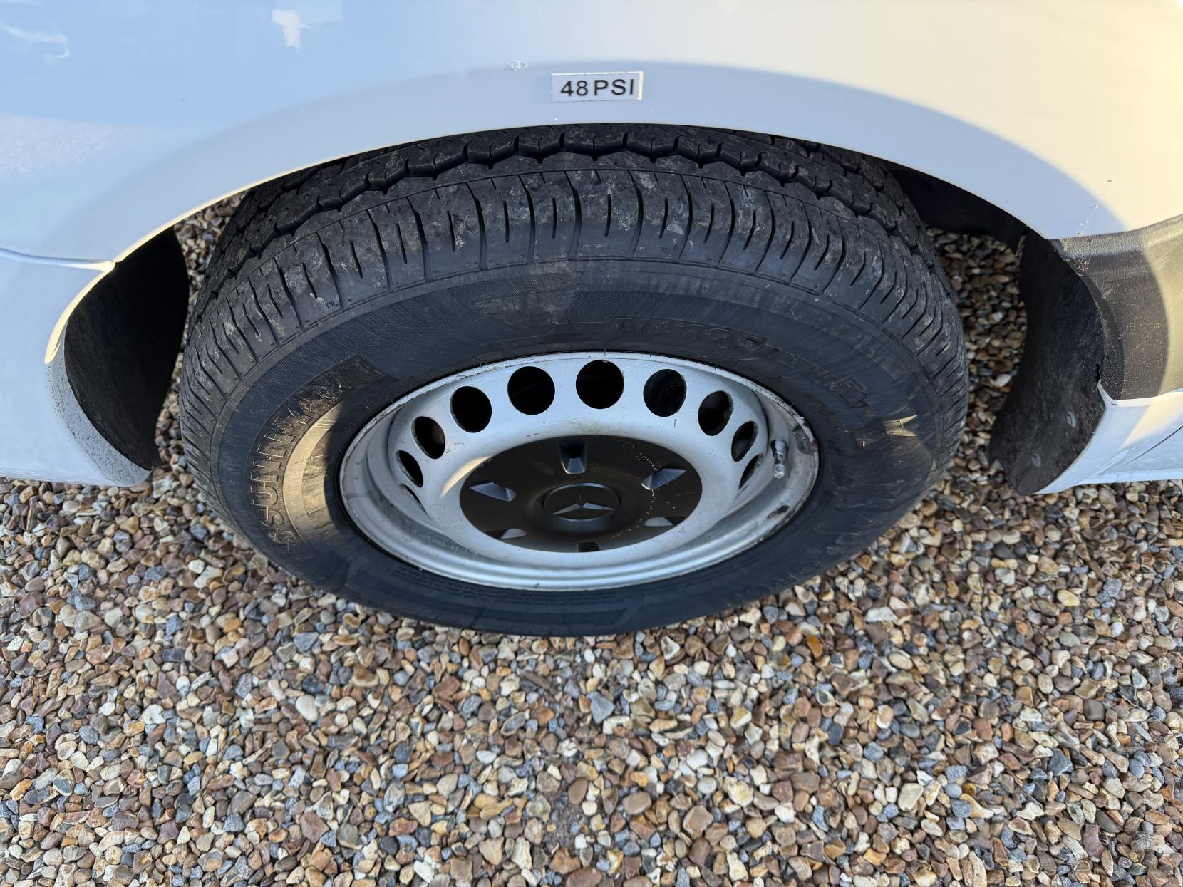 Mercedes-Benz Sprinter 2.1 313 CDi Panel Van 4dr Diesel Manual RWD L2 (129 bhp)