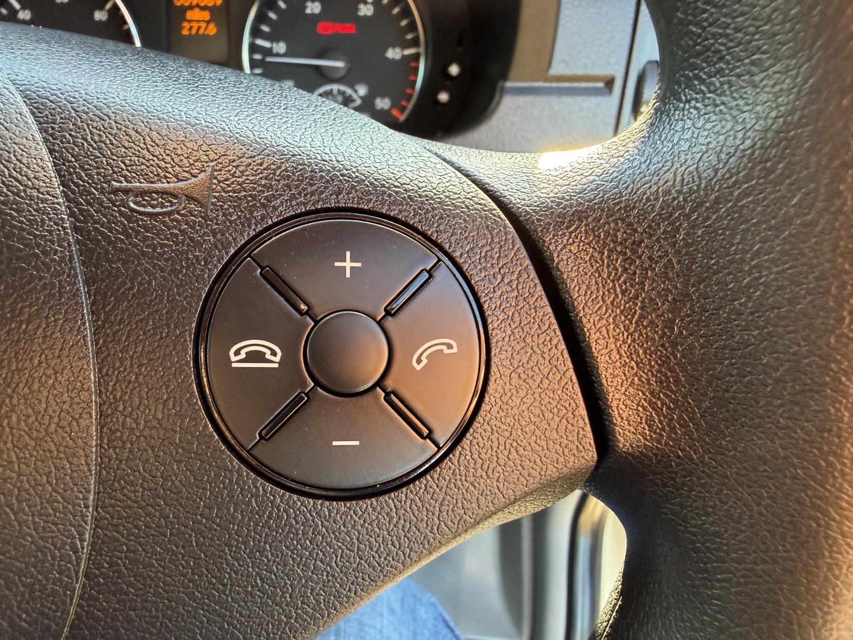 Mercedes-Benz Sprinter 2.1 313 CDi Panel Van 4dr Diesel Manual RWD L2 (129 bhp)